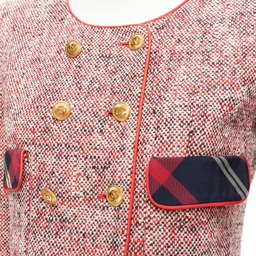 CHANEL Vintage red boucle tweed gold button double breasted blazer jacket FR34 XS
Reference: TGAS/D00965
Brand: Chanel
Collection: Collection 03
Material: Silk
Color: Red, Navy
Pattern: Checkered
Closure: Button
Lining: Red Silk
Extra Details: Gold
