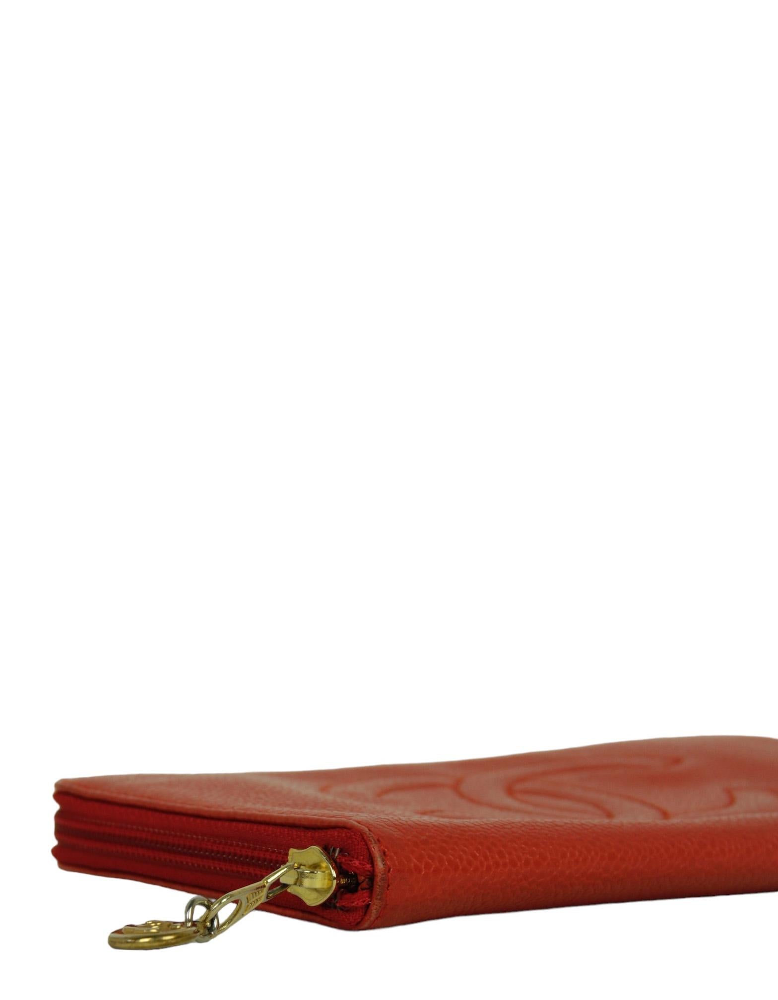 Chanel Vintage Red Caviar Leder Zip um große Timeless Brieftasche im Zustand „Gut“ im Angebot in New York, NY