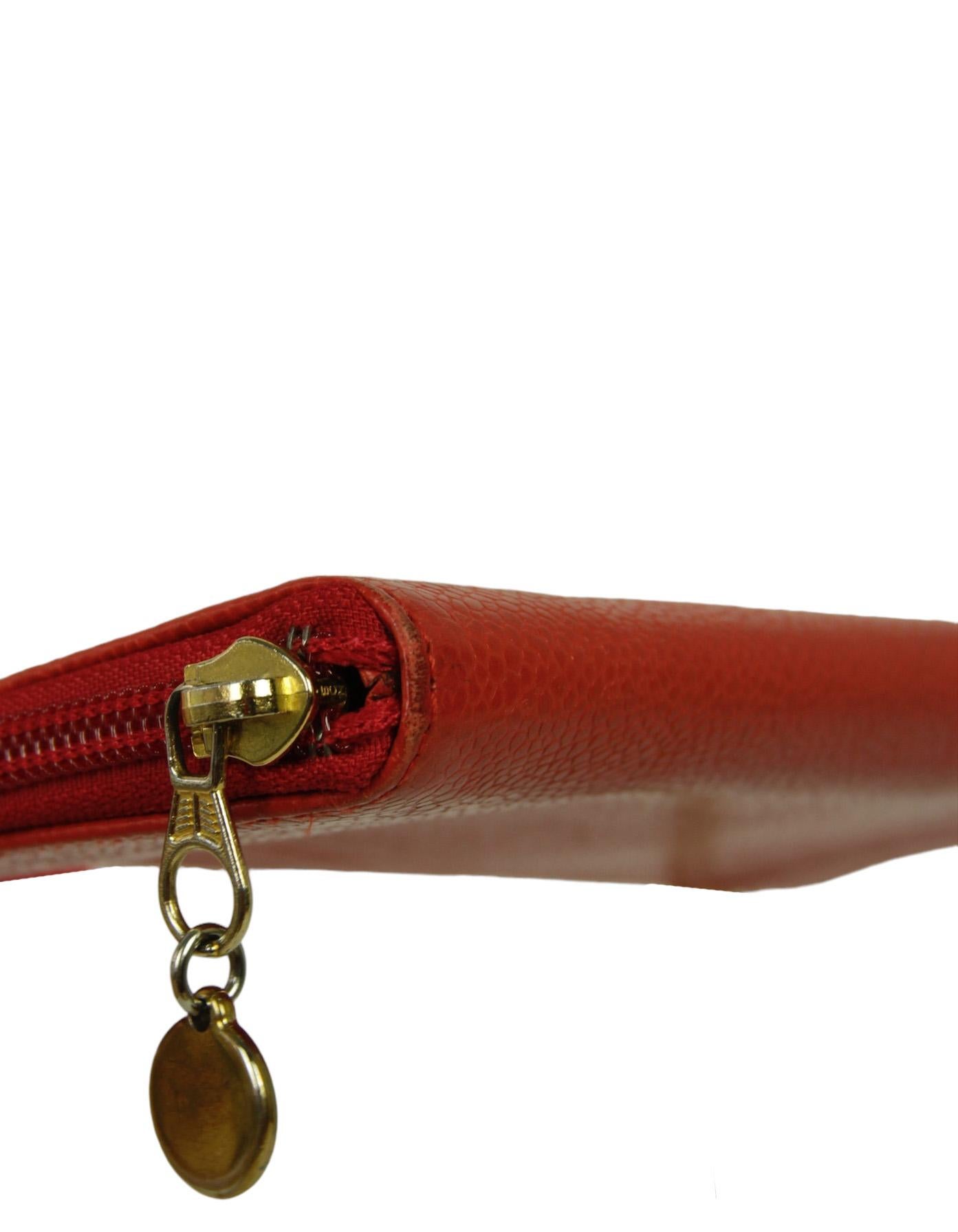 Chanel Vintage Red Caviar Leder Zip um große Timeless Brieftasche Damen im Angebot