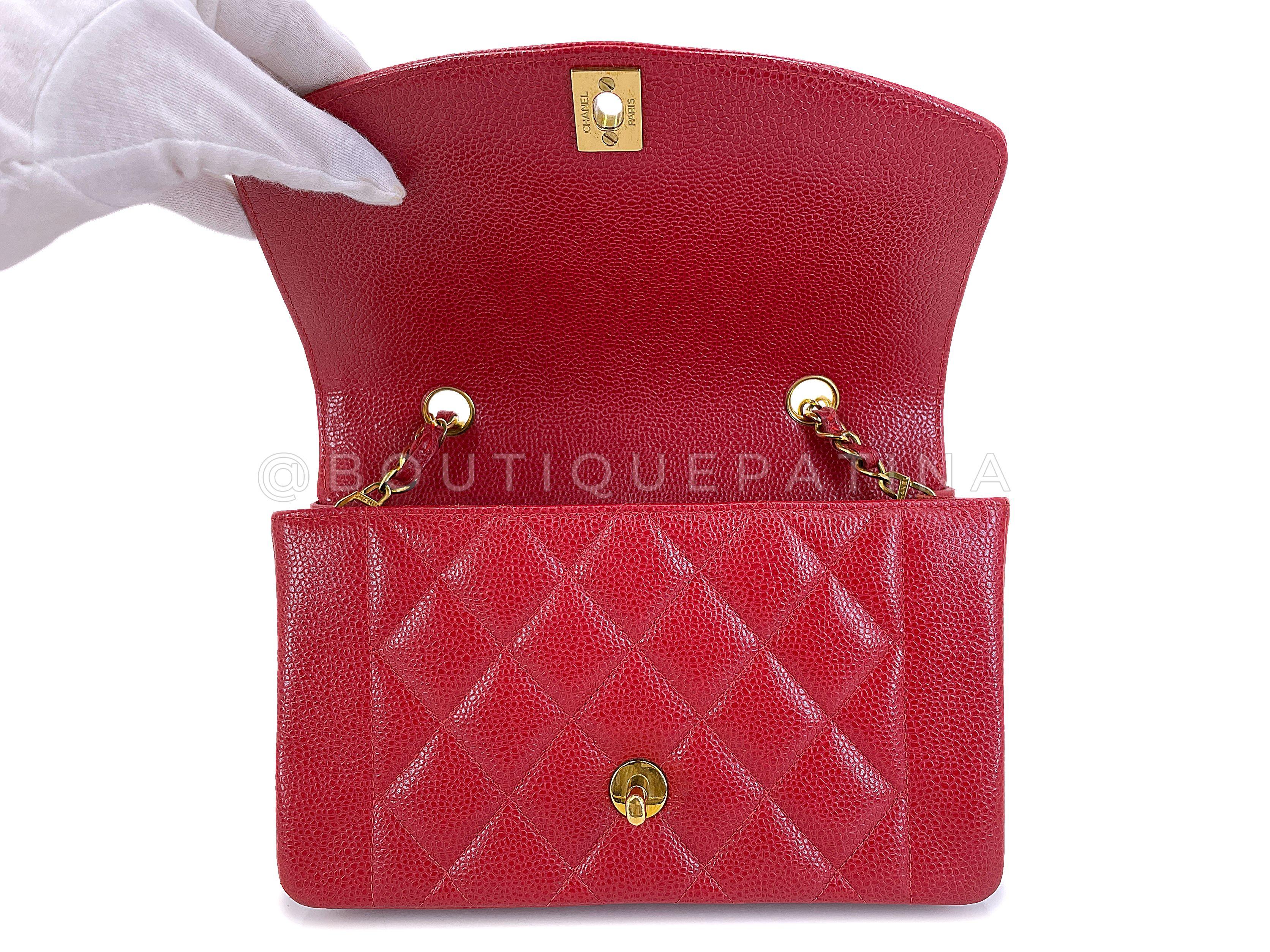 Chanel Vintage Red Caviar Small Diana Flap Bag 24k GHW 67655 For Sale 5