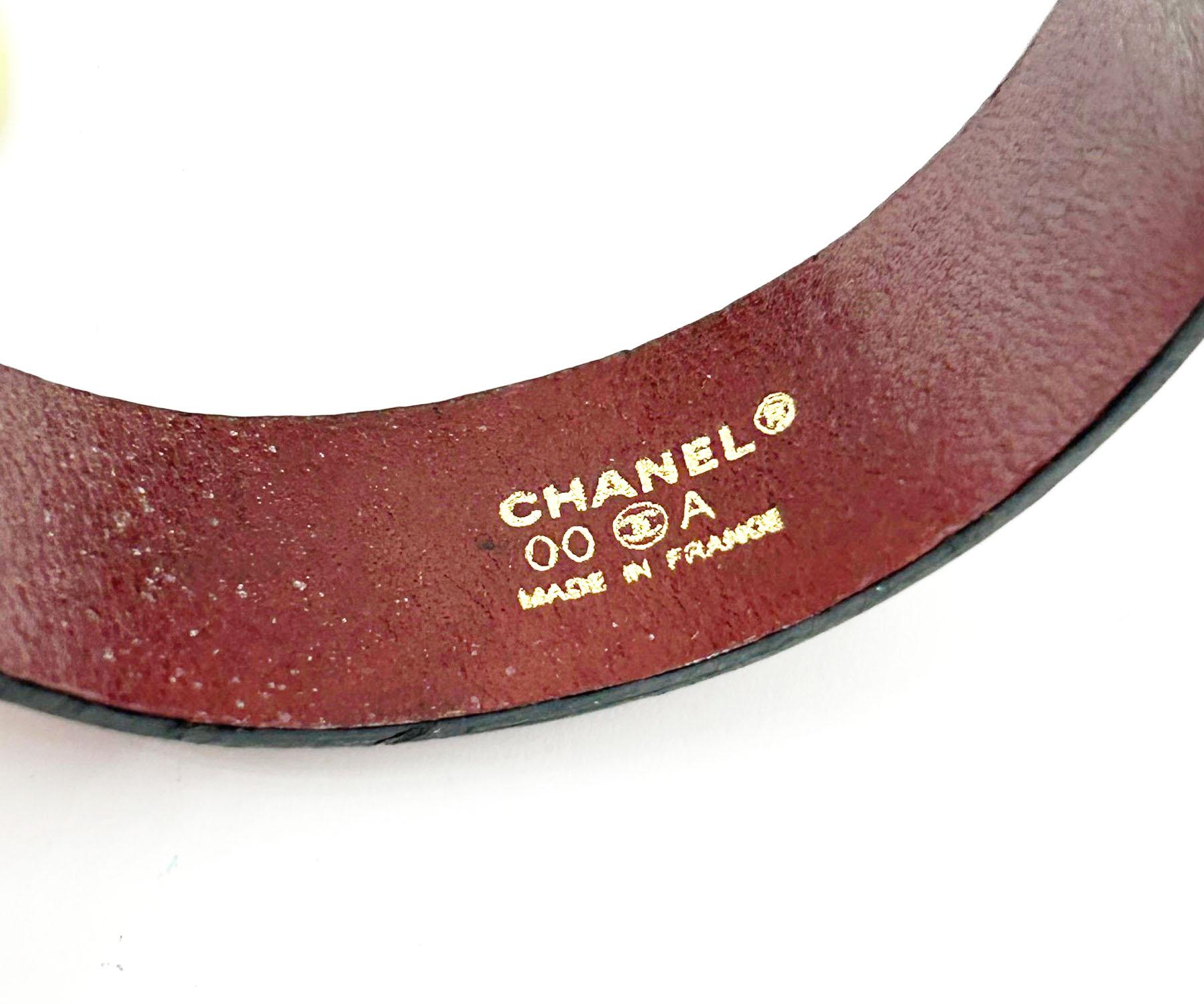 Chanel Vintage Red Crystal Gold Buckle Leather Belt Bracelet  In Good Condition For Sale In Pasadena, CA