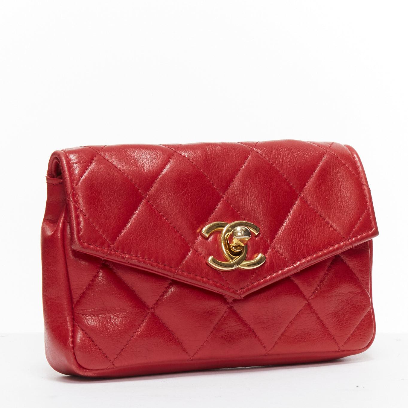 CHANEL Vintage red lambskin matelasse CC turnlock belt bag pouch
Reference: GIYG/A00284
Brand: Chanel
Designer: Karl Lagerfeld
Collection: Circa 1990's
Material: Leather, Metal
Color: Red, Gold
Pattern: Solid
Closure: Turnlock
Lining: Red
