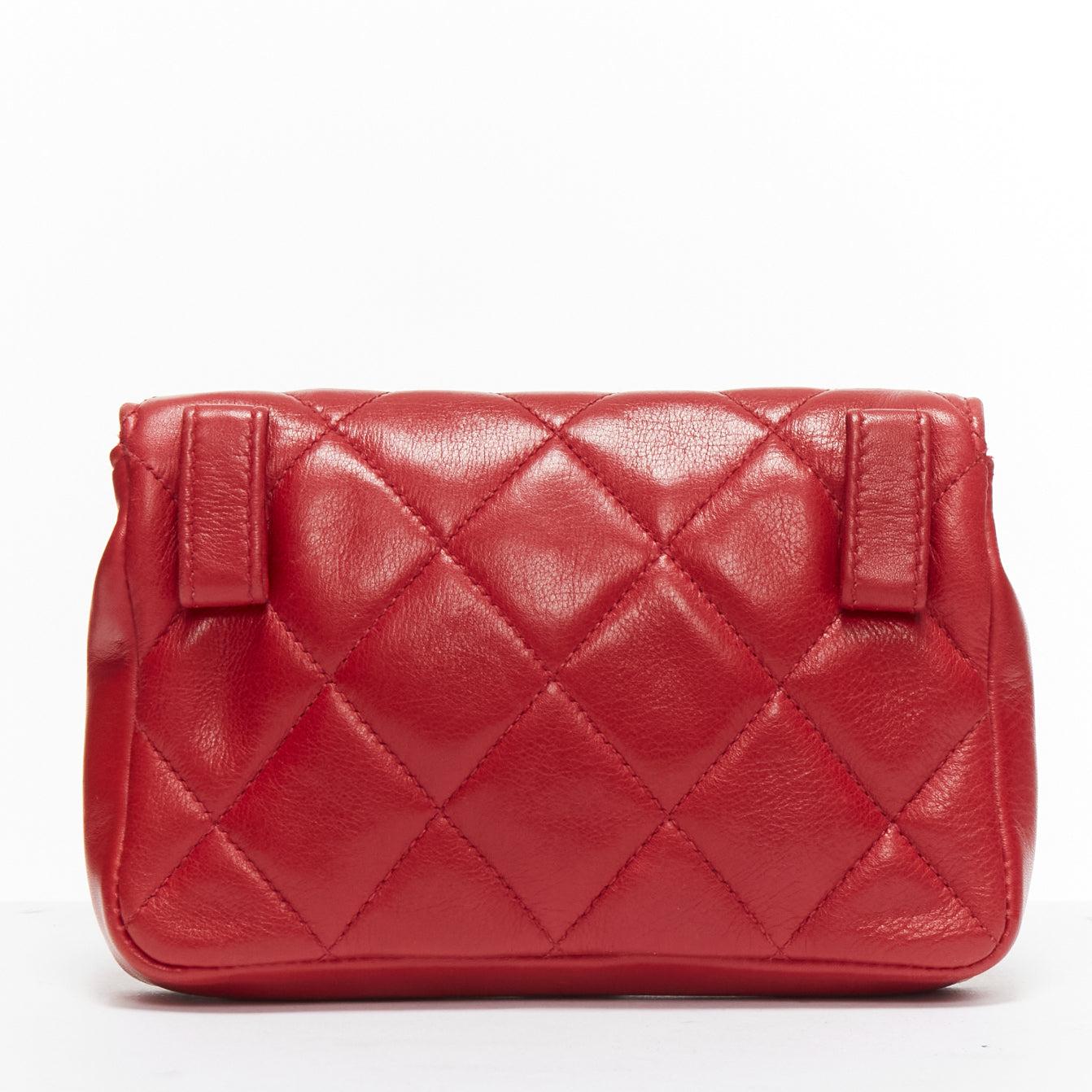 CHANEL Vintage red lambskin matelasse CC turnlock belt bag pouch In Good Condition In Hong Kong, NT