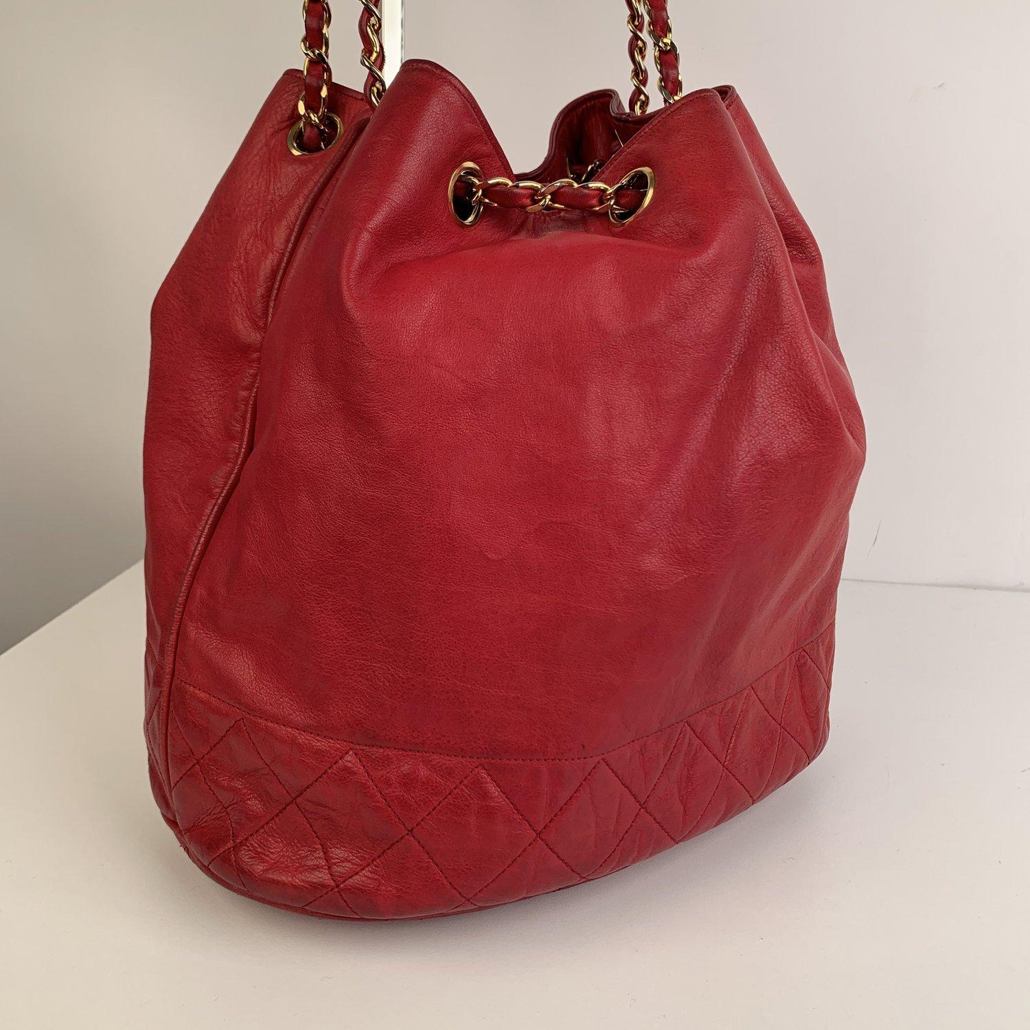 Women's Chanel Vintage Red Leather Bucket Shoulder Bag with Bottom Quilting