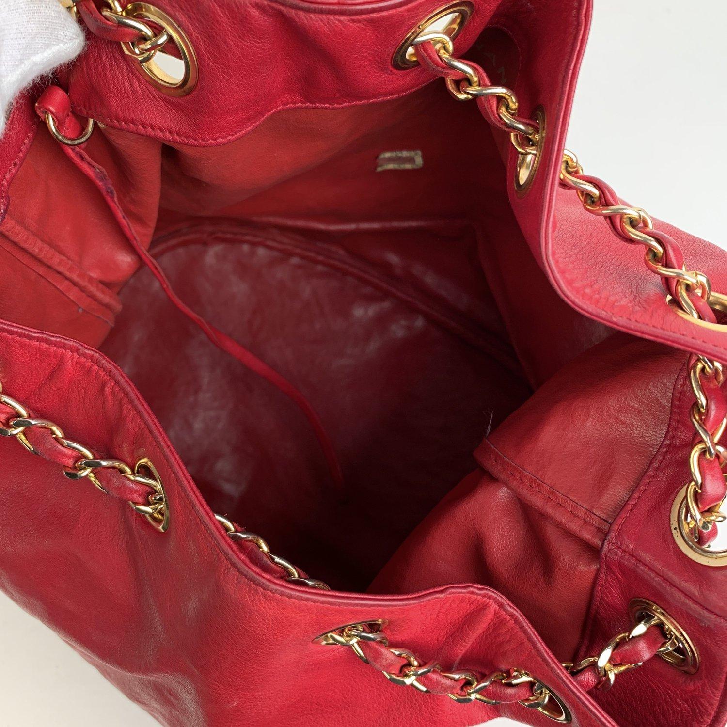 Chanel Vintage Red Leather Bucket Shoulder Bag with Bottom Quilting 4