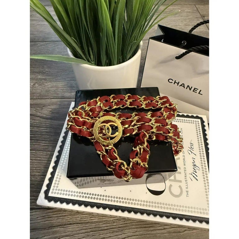 CHANEL Vintage Red Leather Gold Chain Link CC Logo Necklace/Belt Belt Chanel Red size 95 cm in Metal - 45184387 main image 3