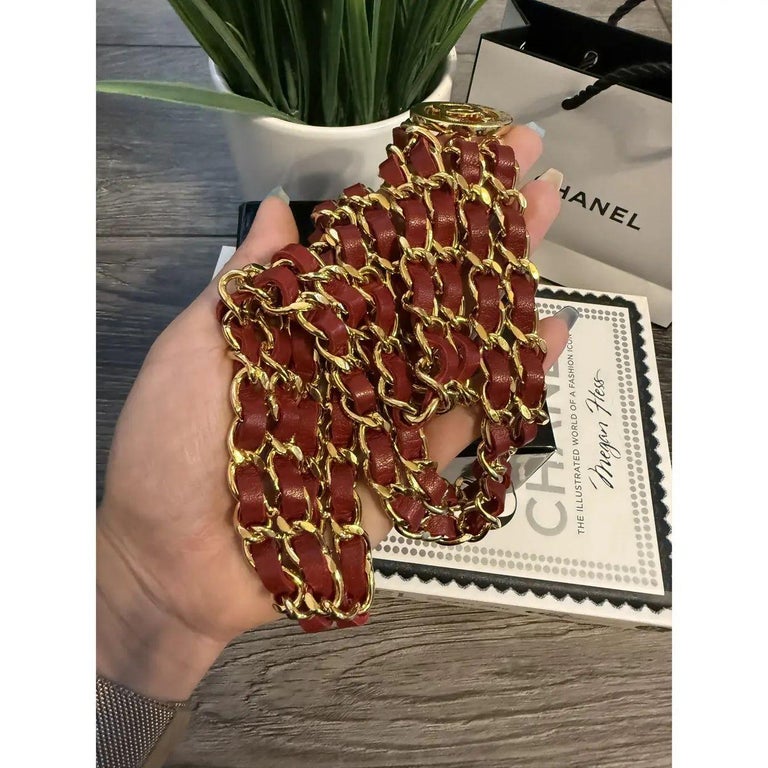 CHANEL Vintage Red Leather Gold Chain Link CC Logo Belt For  display picture 1