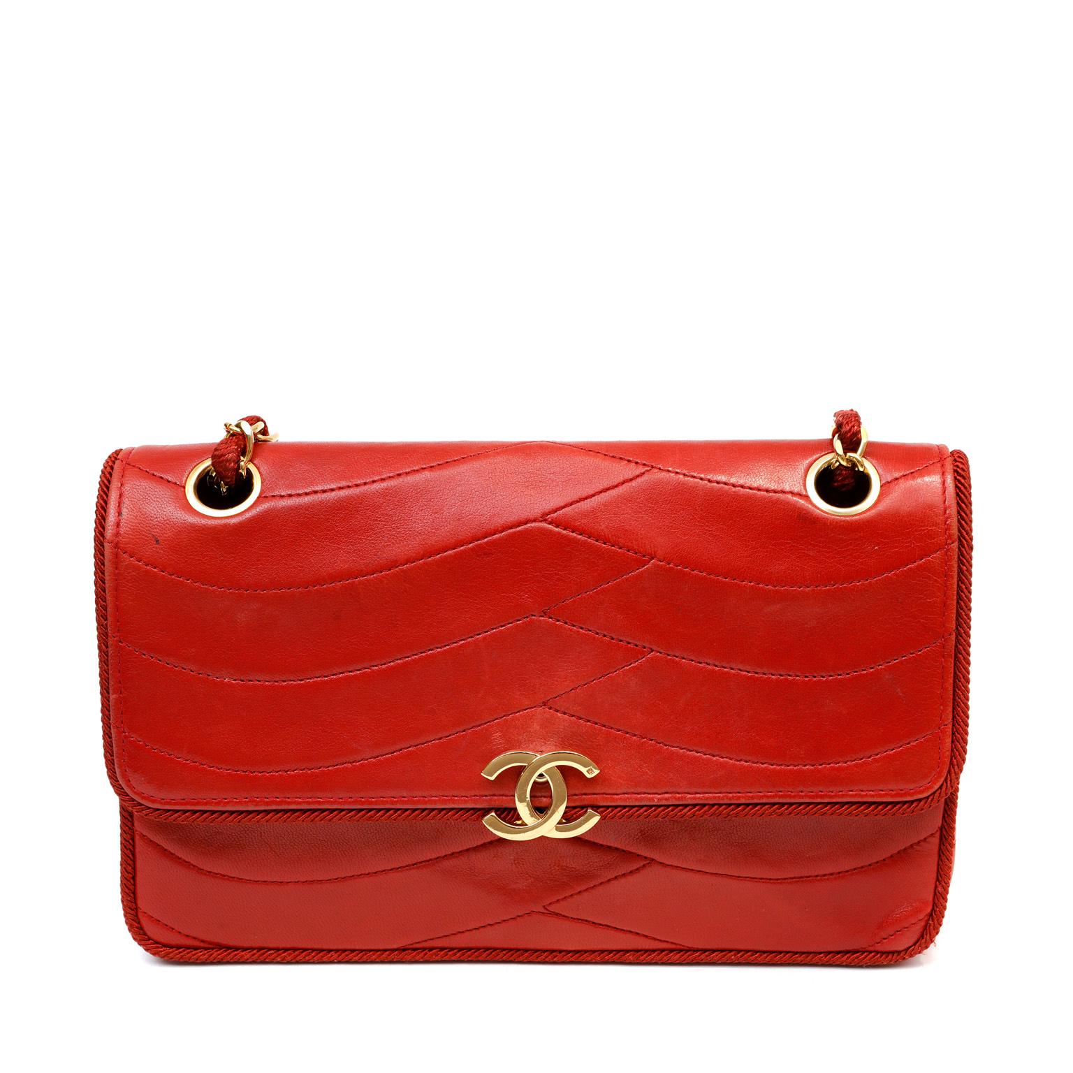 Chanel Vintage Red Leather Scallop Quilted Flap Bag  For Sale 1