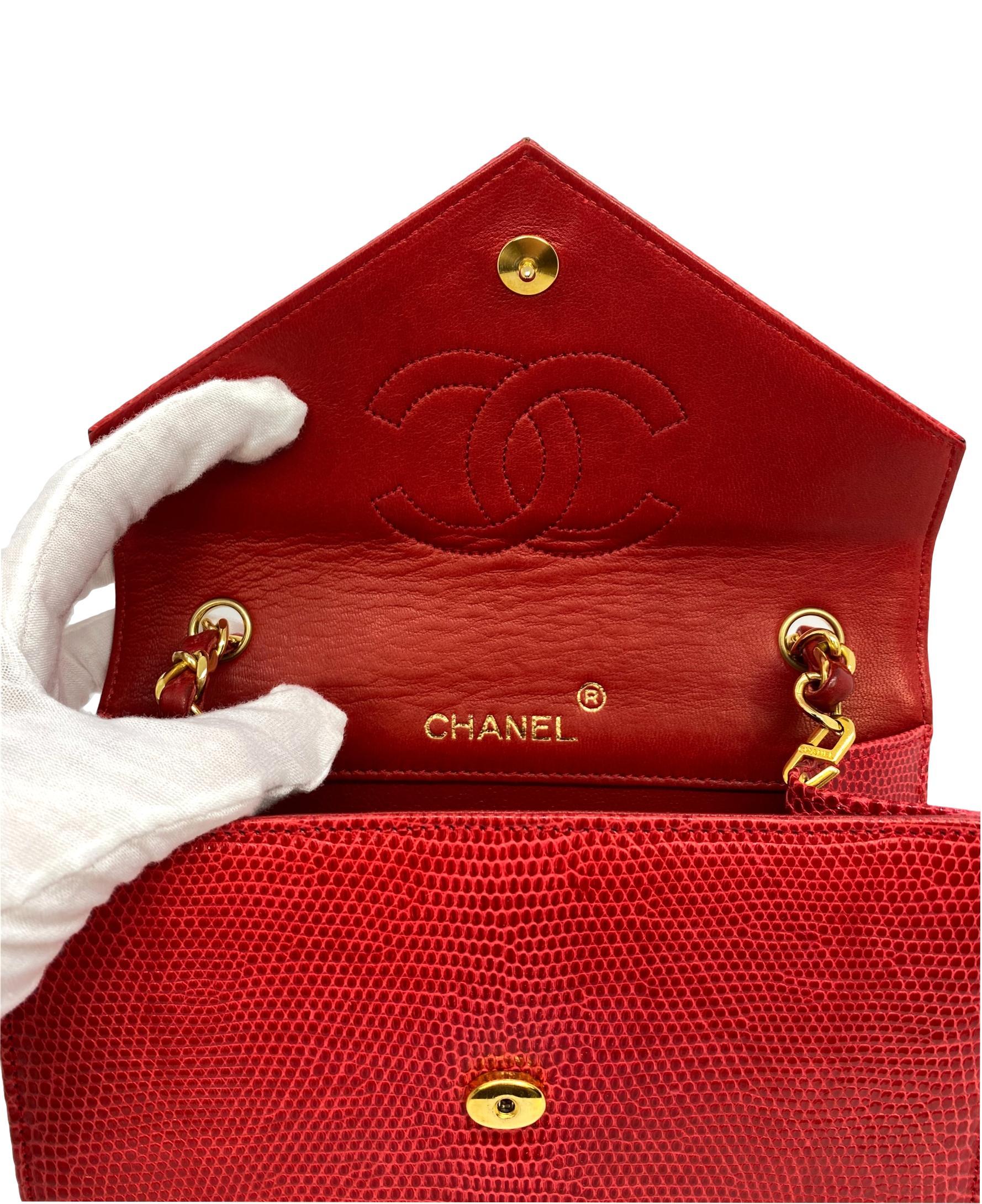 Women's or Men's Chanel Vintage Red Lizard Envelope Cross Body Flap Bag with Gold Hardware