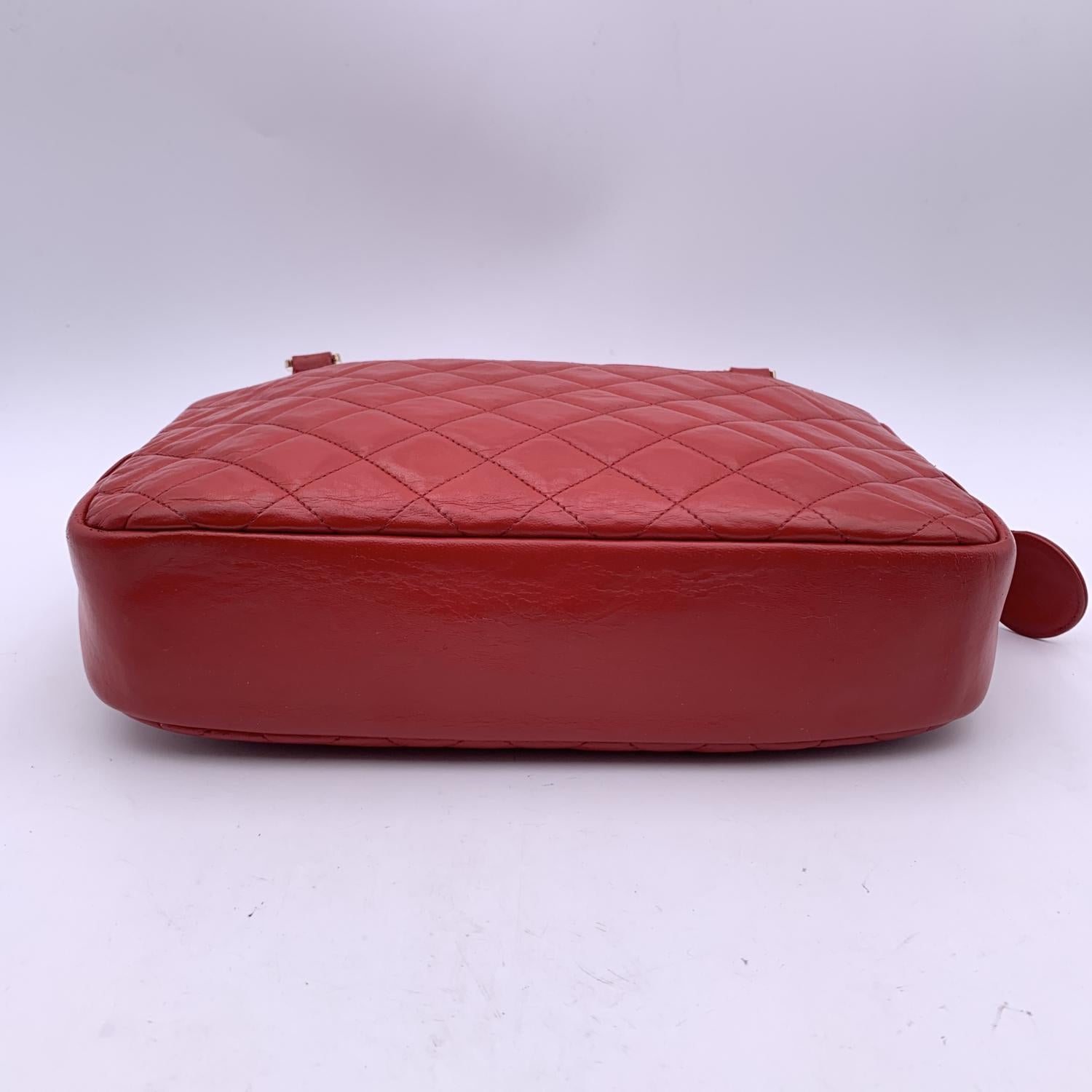 Chanel Vintage Red Quilted Leather Camera Shoulder Bag 3