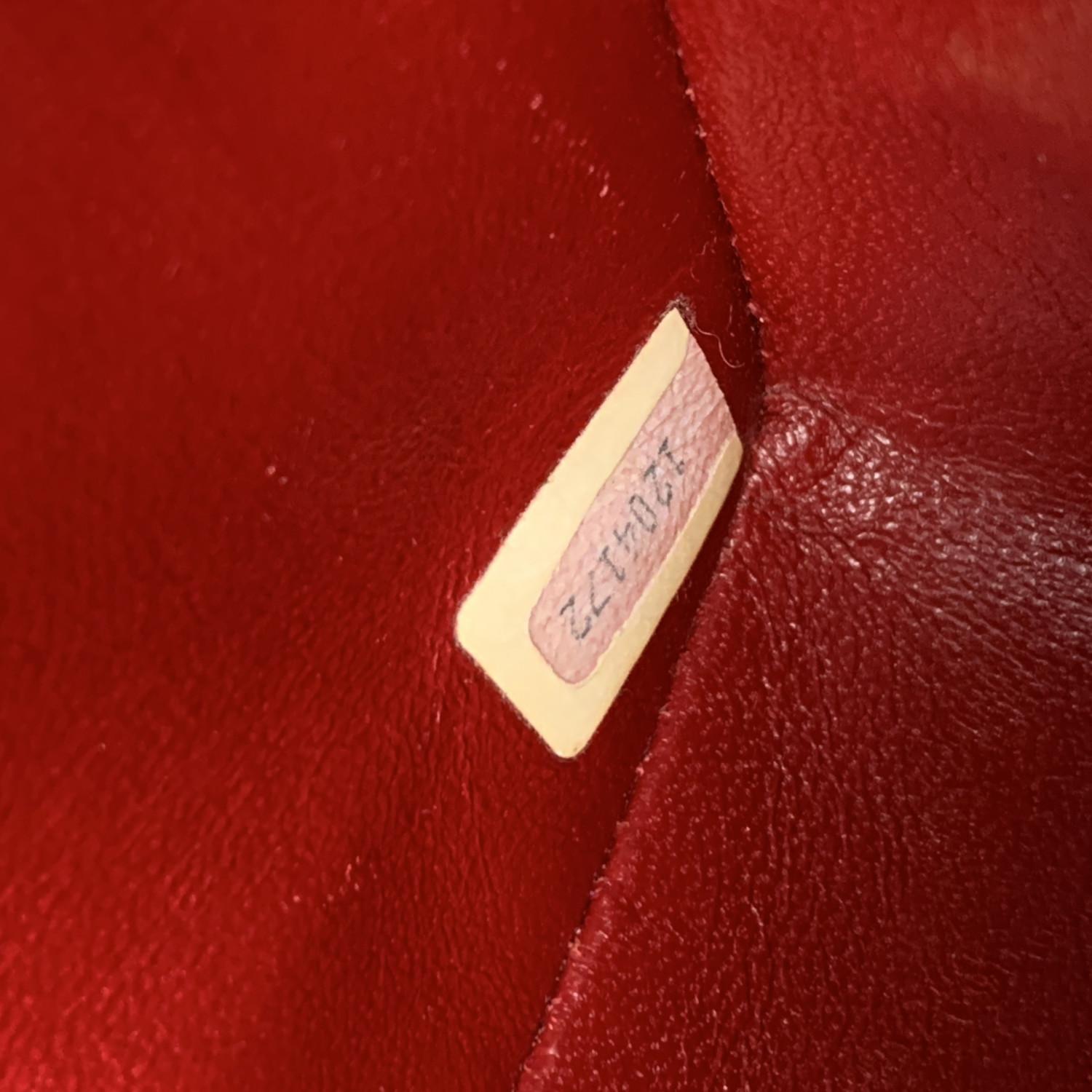 Chanel Vintage Rouge Matelassé Timeless Classic Petit Sac 2.55 23 cm en vente 10