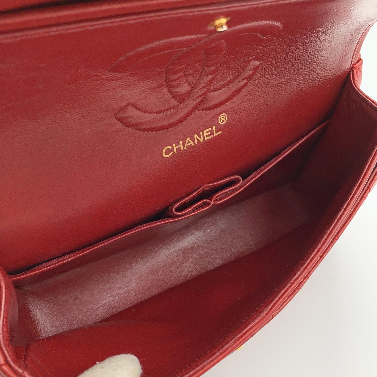 Chanel Vintage Red Quilted Timeless Classic 2.55 Shoulder Bag 25 cm 2