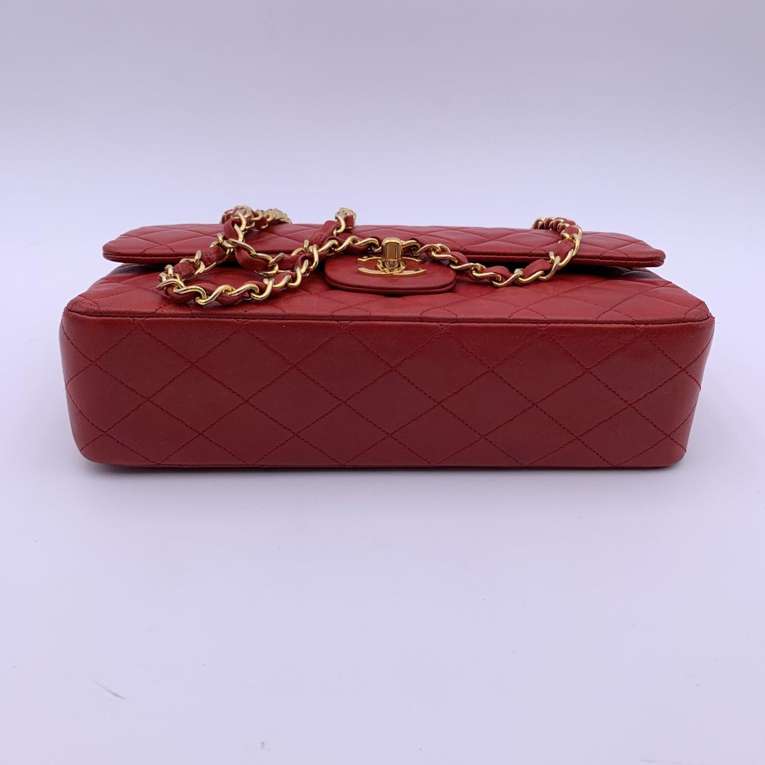 Chanel Vintage Red Quilted Timeless Classic 2.55 Shoulder Bag 25 cm 3