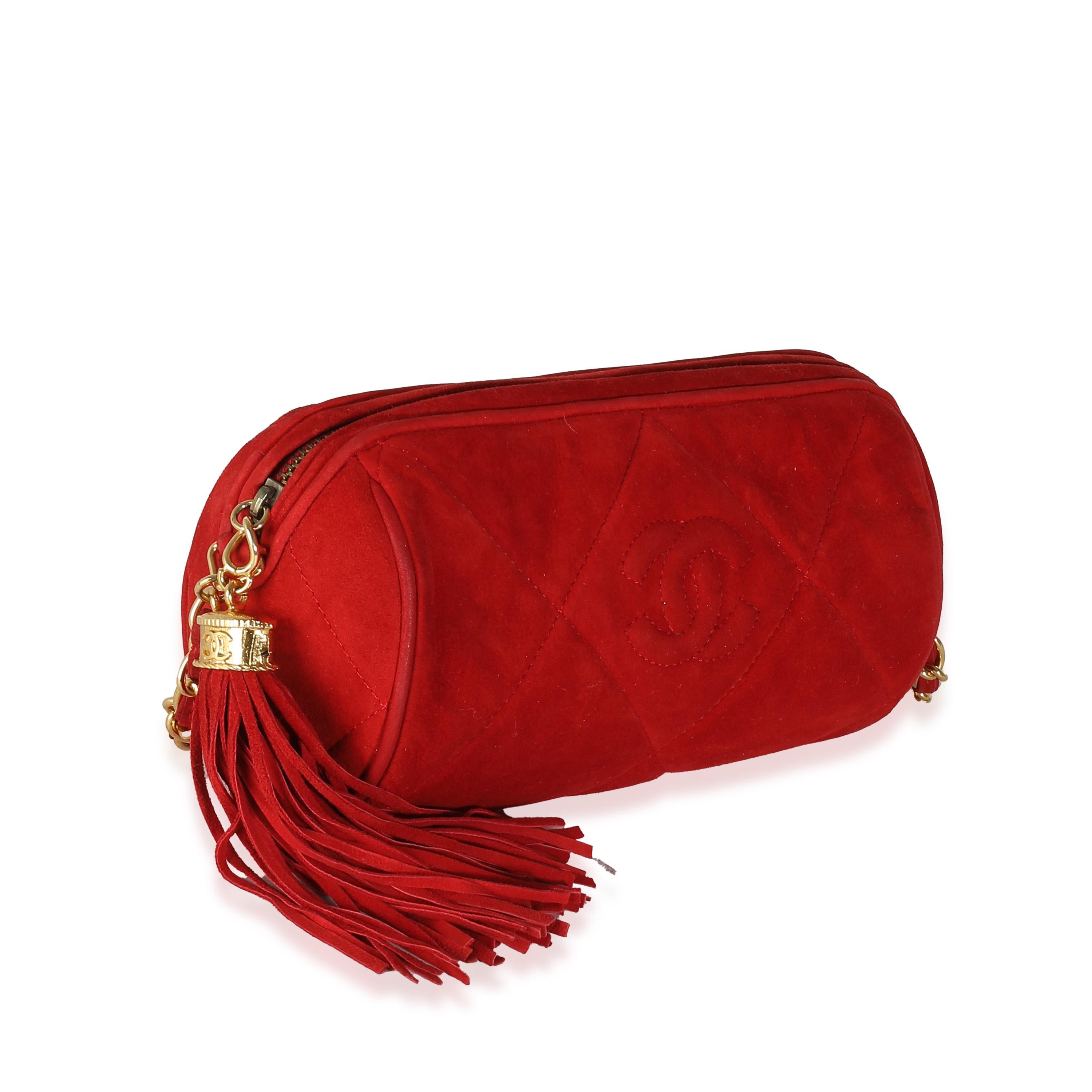 Chanel Vintage Bolsito de ante rojo con borla y puntada de diamante Rojo en venta