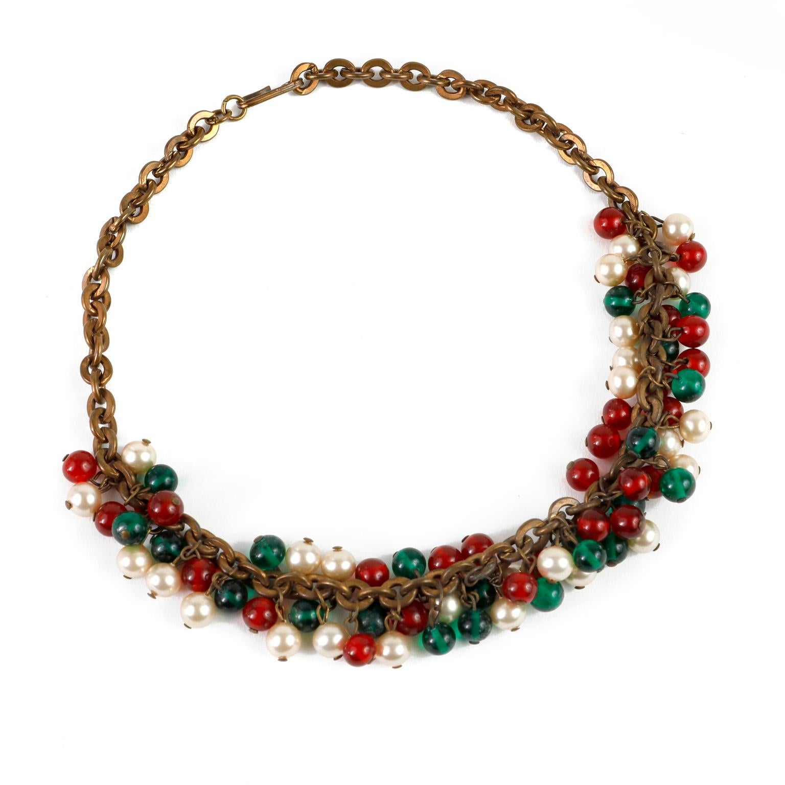 Chanel Vintage Gripoix Choker in Rot, Weiß, Weiß und Grün im Angebot 1