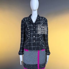 CHANEL Vintage Relic Black Tweed Jacket 40 FR