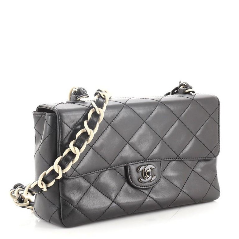 CHANEL Patent Calfskin Resin Quilted CC Heart Clutch With Chain Black |  FASHIONPHILE