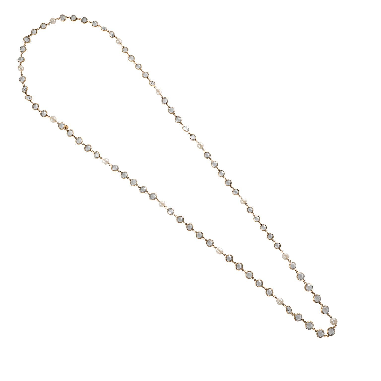 Lange Chanel Vintage-Halskette aus Kristall im Rosenschliff und Perlen im Zustand „Gut“ im Angebot in Palm Beach, FL