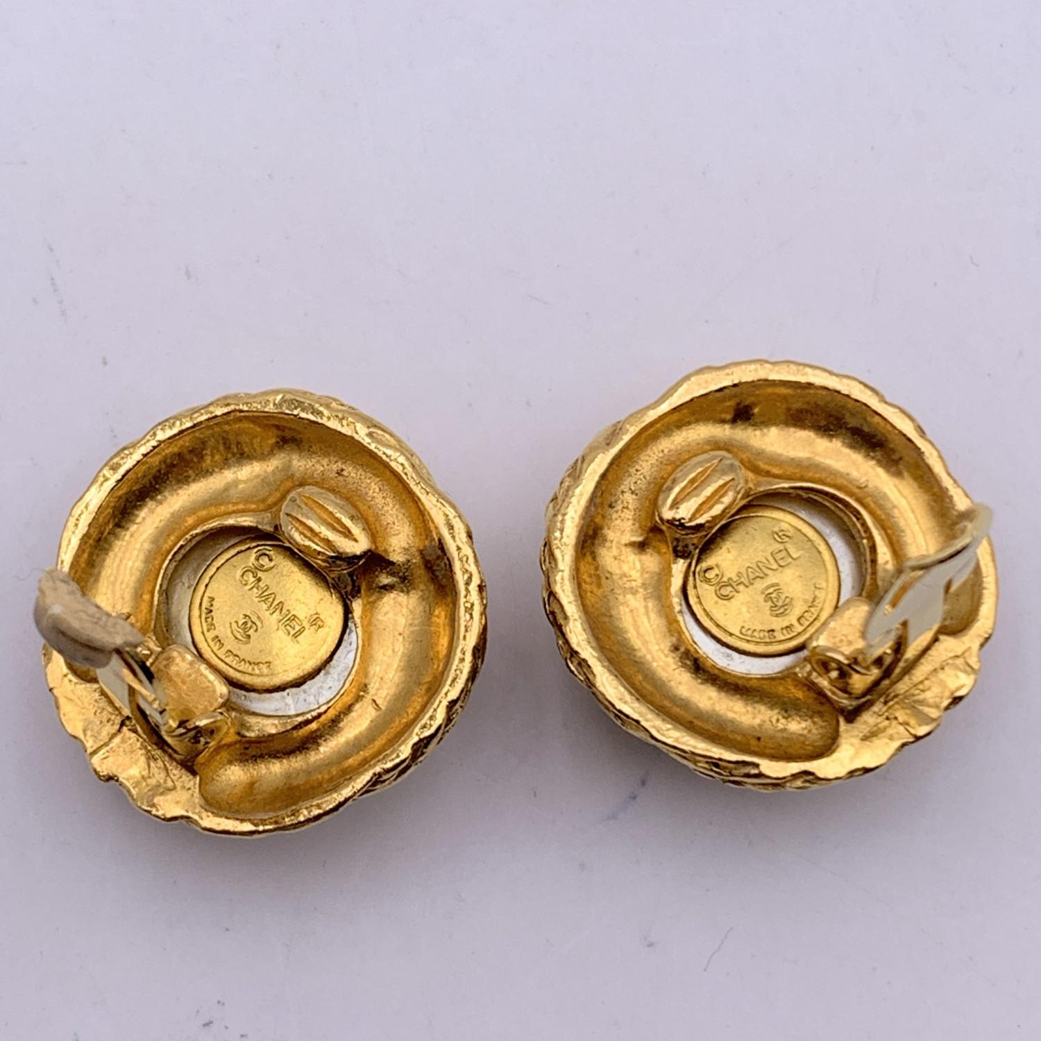 Chanel Vintage Round Clip On Gold Metal Pearl Cabochon Earrings 1
