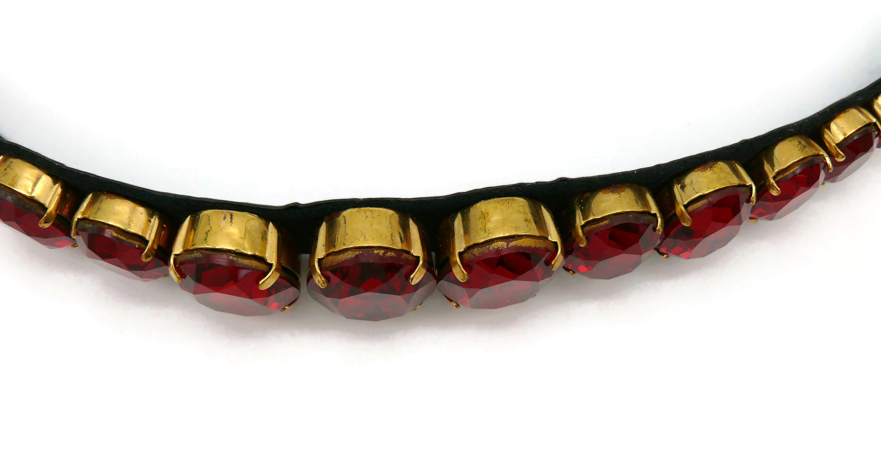CHANEL Vintage Ruby Crystal Collar Necklace For Sale 15