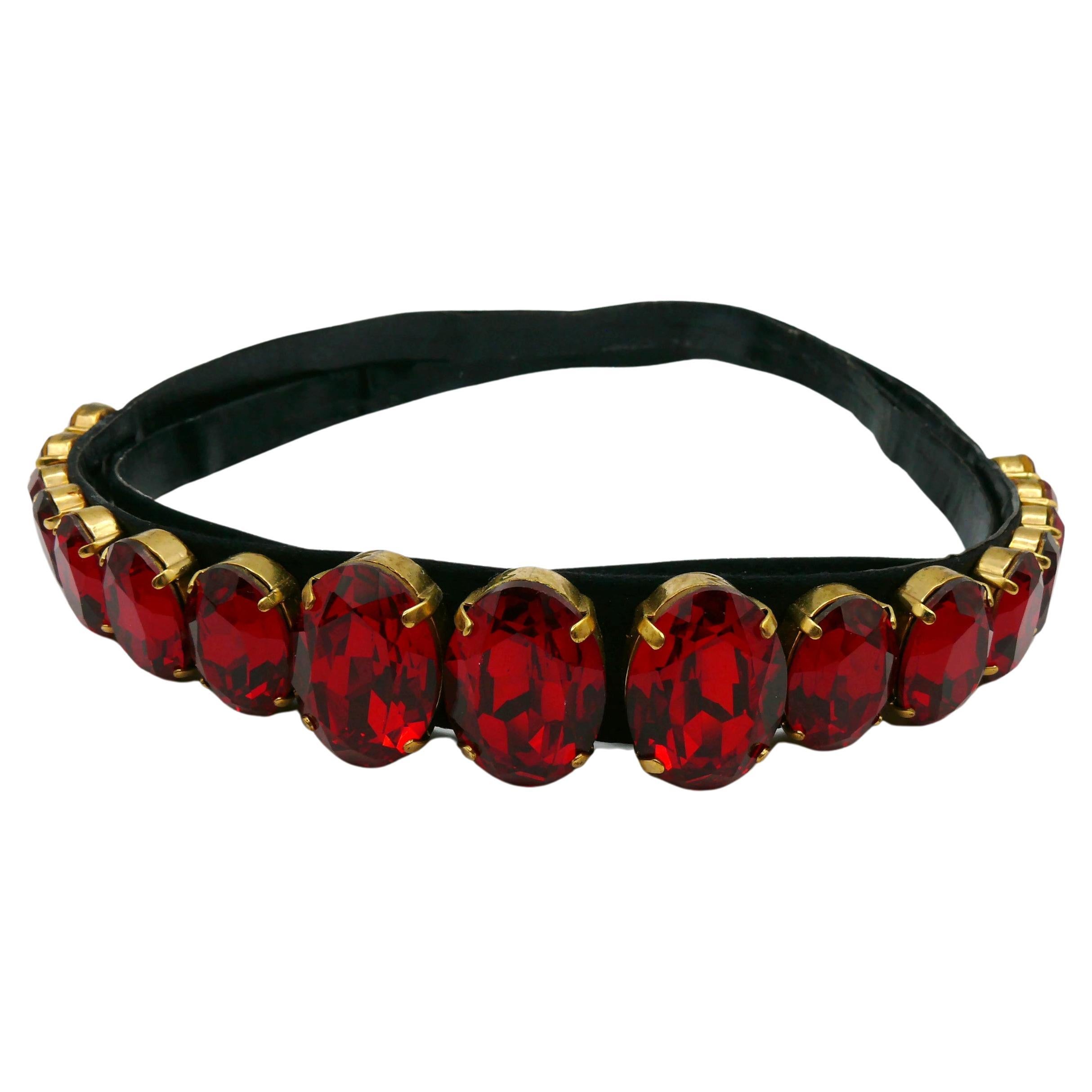 CHANEL Vintage Ruby Crystal Collar Necklace For Sale