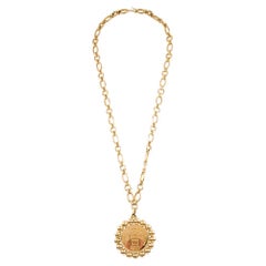 Chanel Vintage Rue Cambon Medallion XL Oversized Chain Pendant Necklace