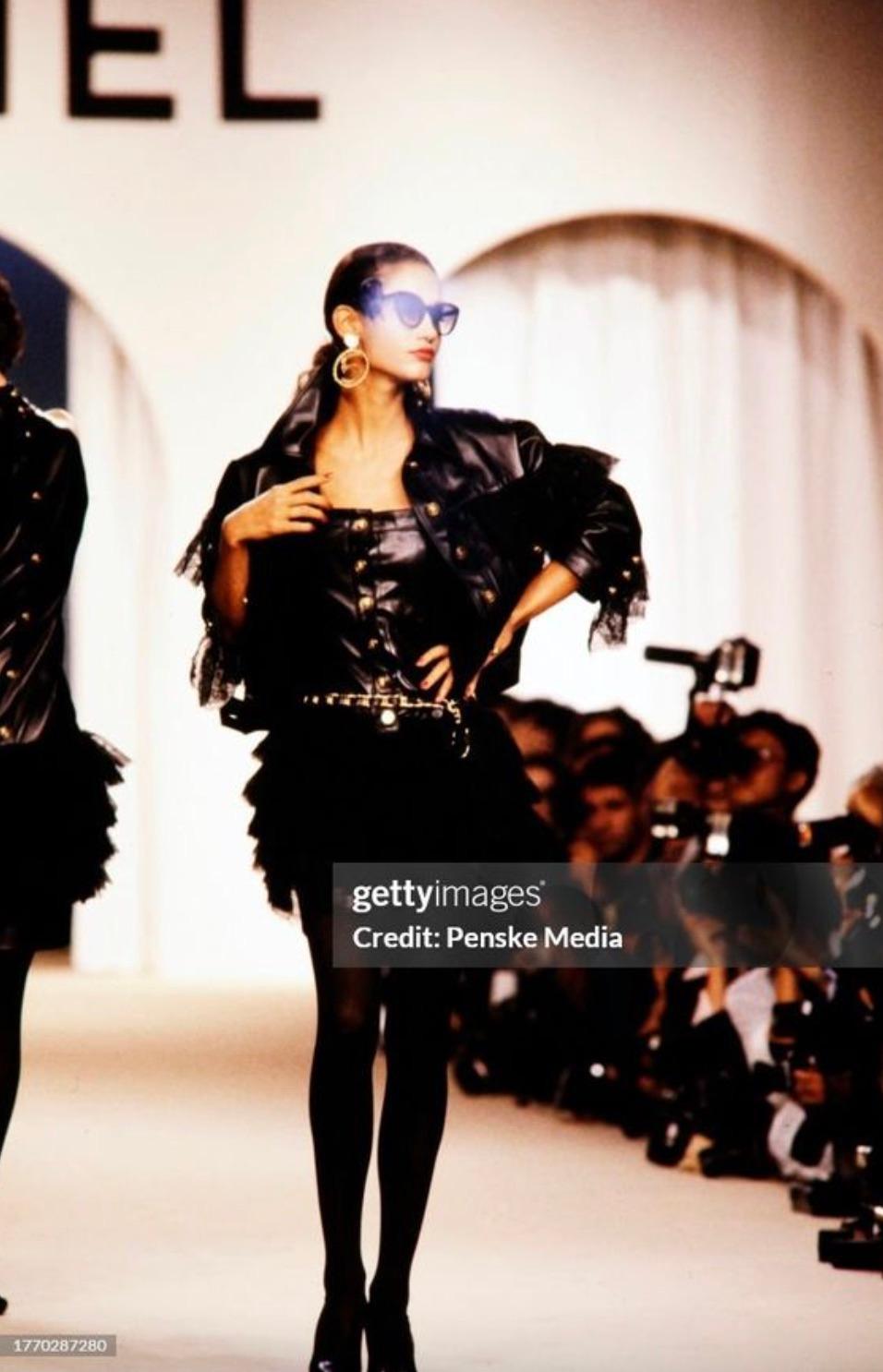 Women's Chanel Vintage S/S 1987 Black Lambskin Leather Lace Gold Wheat Mini Dress For Sale