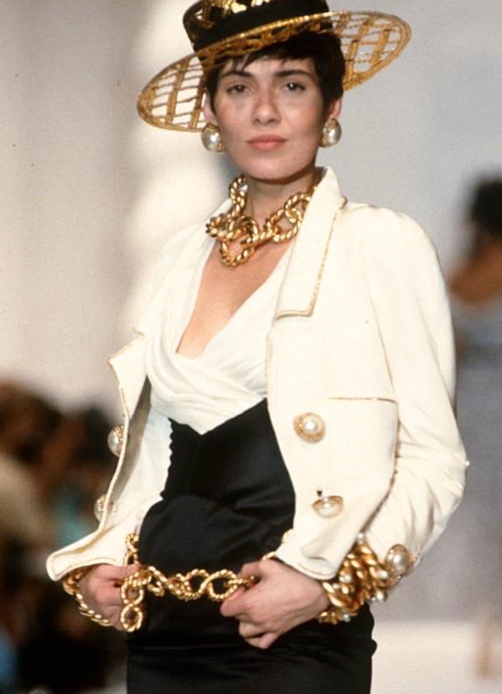 Chanel Vintage S/S 1990 Ecru Cream Silk Gold Chain Jumbo Pearl Lucite Jacket 1