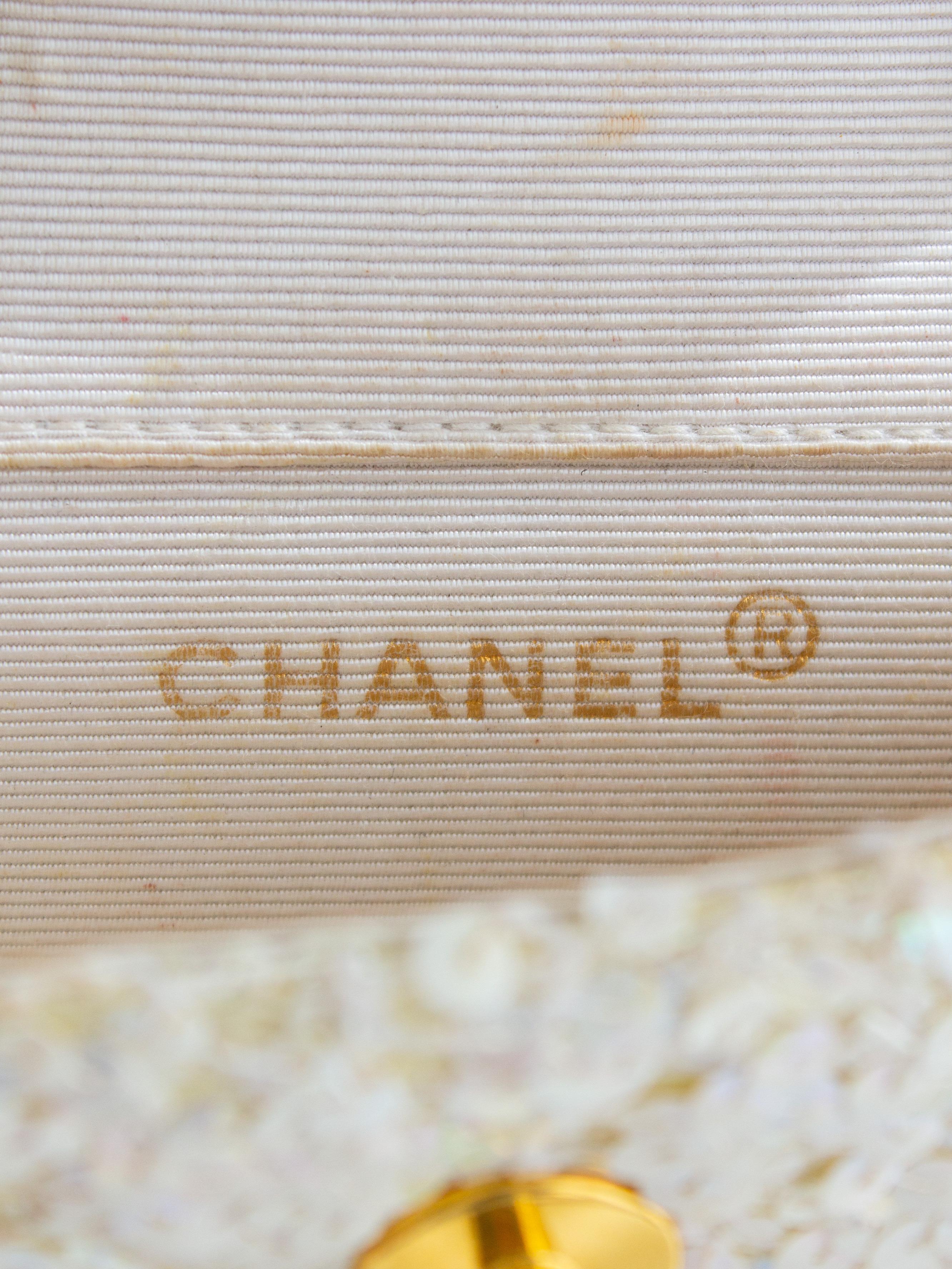 Chanel Vintage S/S 1991 Iridescent White 24K Gold Sequin Micro Mini Flap Bag For Sale 9