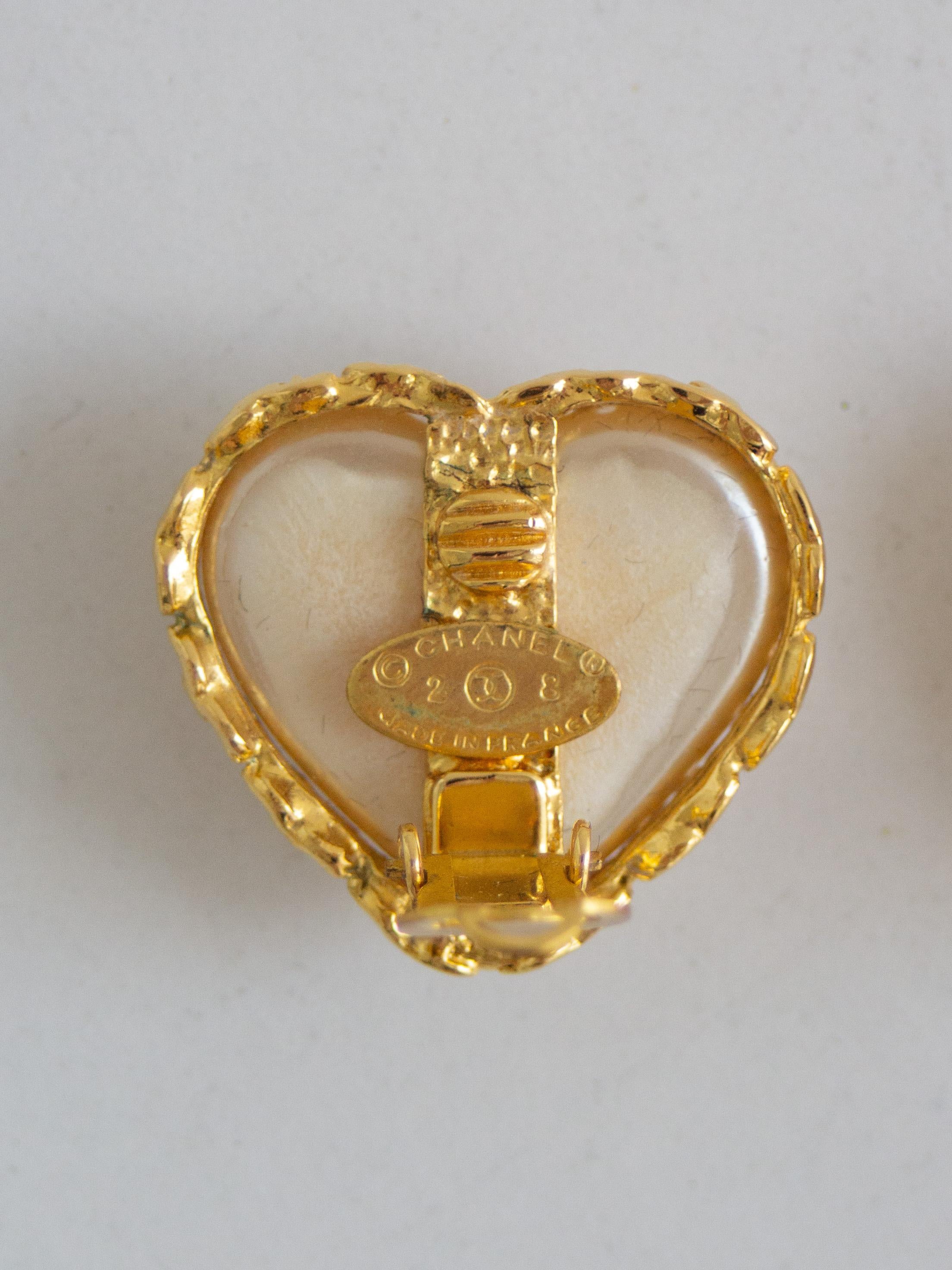 Chanel Vintage S/S 1992 Collection 28 Gold-Plated Faux Pearl Hearts Earrings For Sale 6