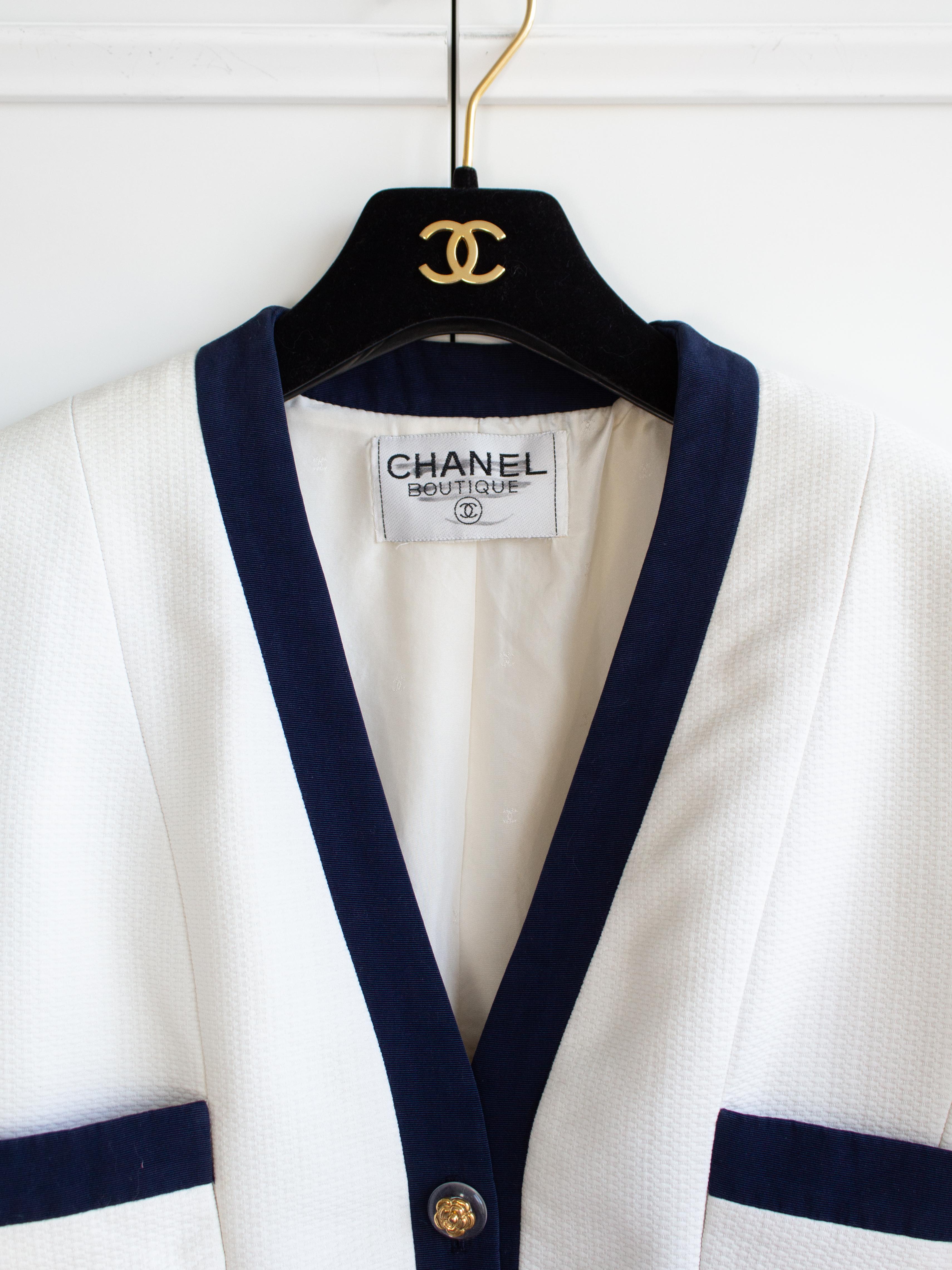 Chanel Vintage S/S 1992 Runway White Navy Lucite Gold Camellia Cotton Jacket 3
