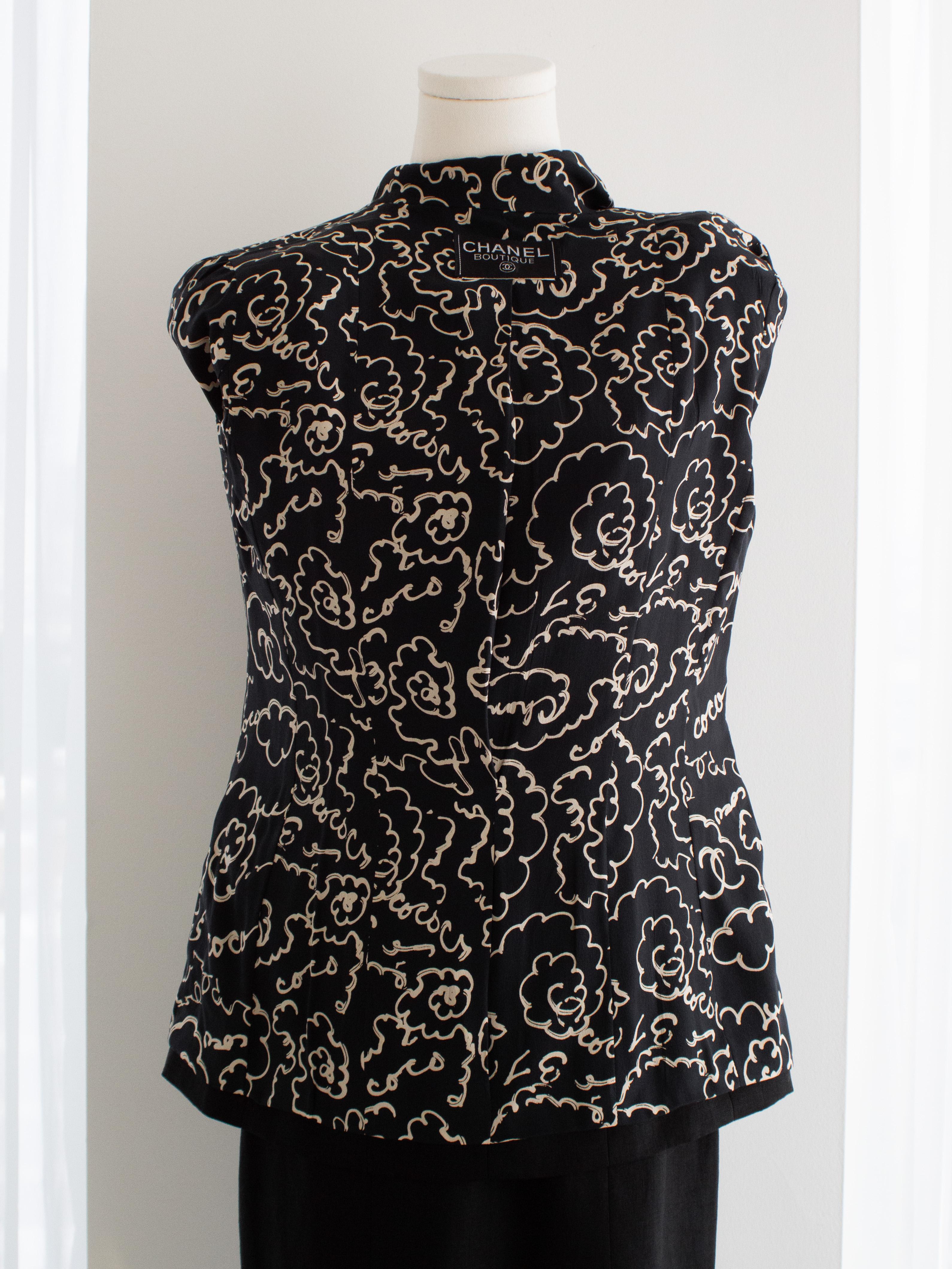 Chanel Vintage S/S 1993 Runway Black Beige Camellia Linen 93P Jacket Skirt Suit For Sale 7