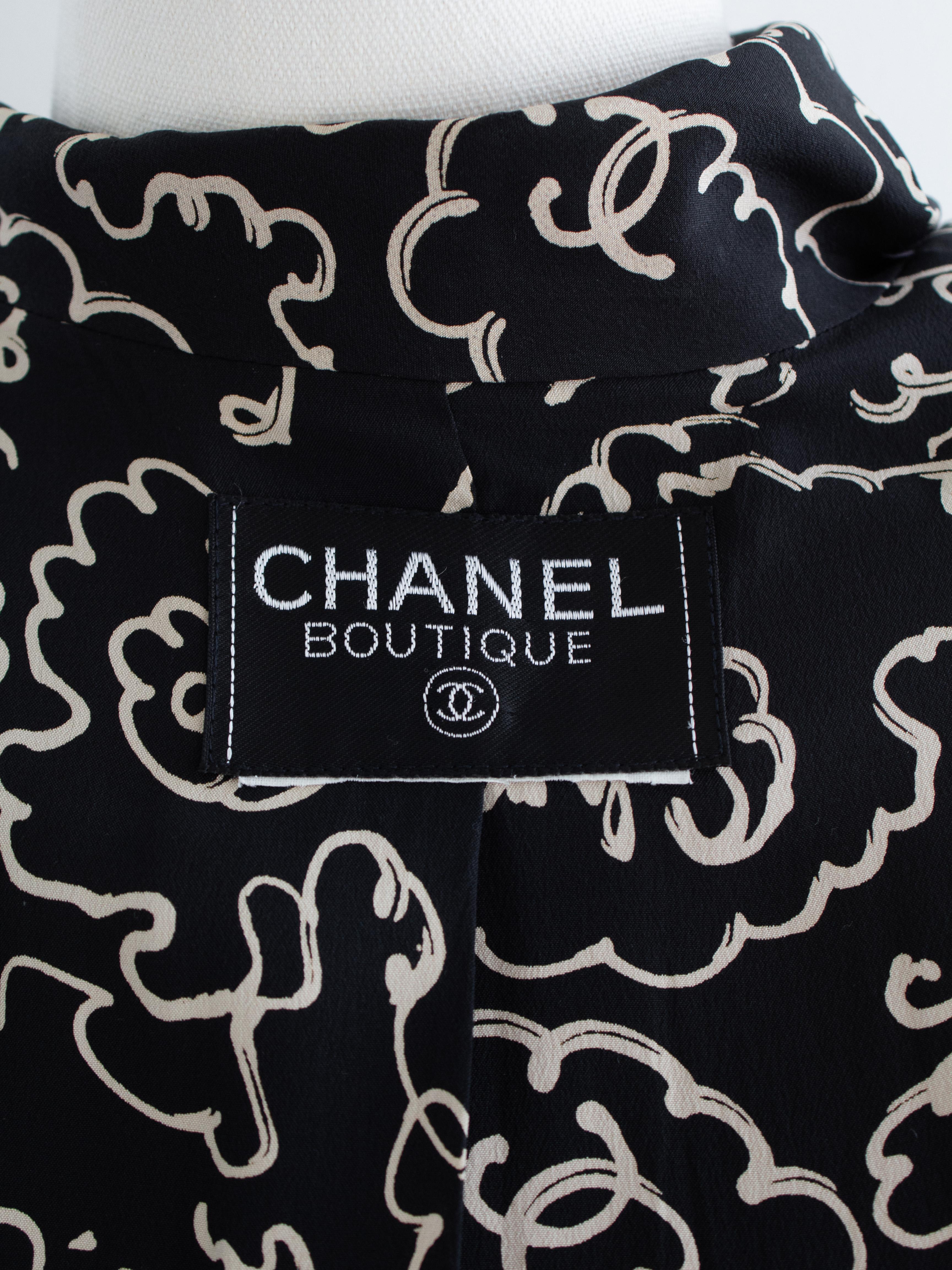 Chanel Vintage S/S 1993 Runway Black Beige Camellia Linen 93P Jacket Skirt Suit For Sale 8