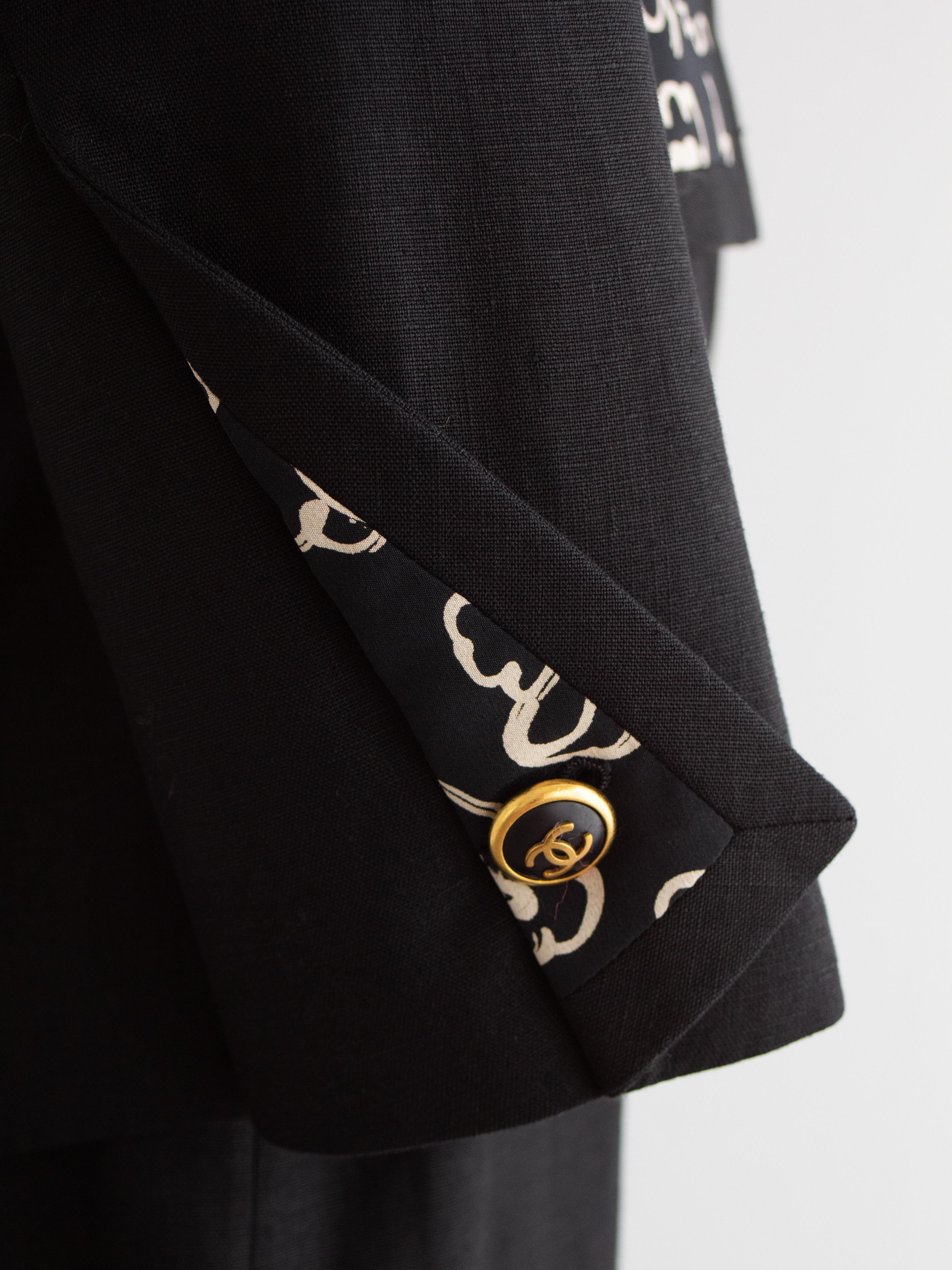 Chanel Vintage S/S 1993 Runway Black Beige Camellia Linen 93P Jacket Skirt Suit For Sale 5