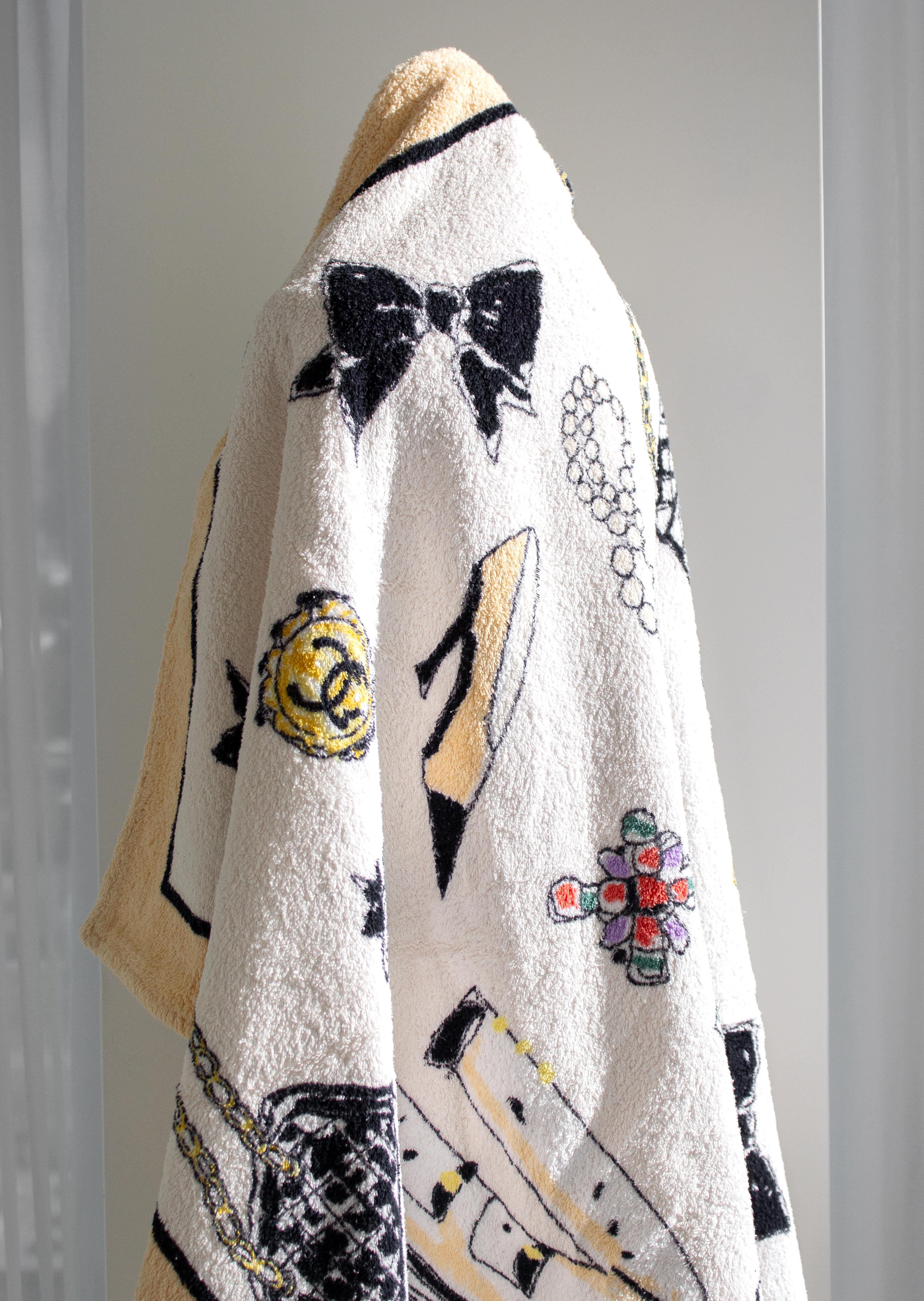 Chanel Vintage S/S 1994 Beige White Printed Terrycloth 94P Beach Towel For Sale 6