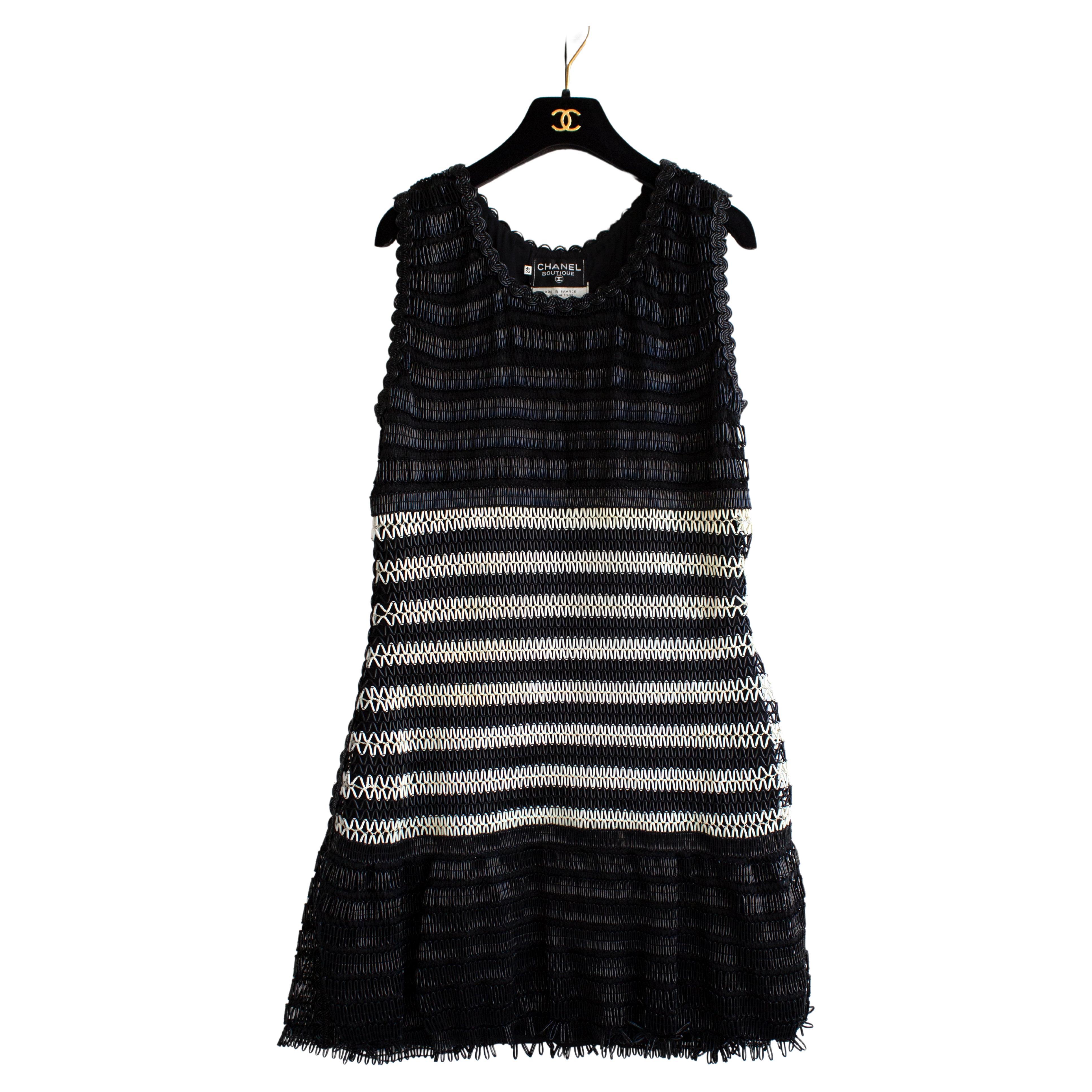 Chanel Vintage S/S 1994 Black White Vinyl PVC Striped 94P Mini Dress en vente