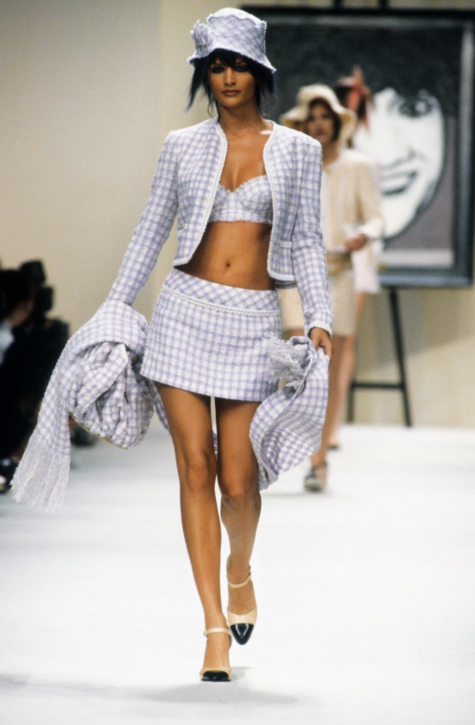 Chanel 1994 Skirt - 6 For Sale on 1stDibs