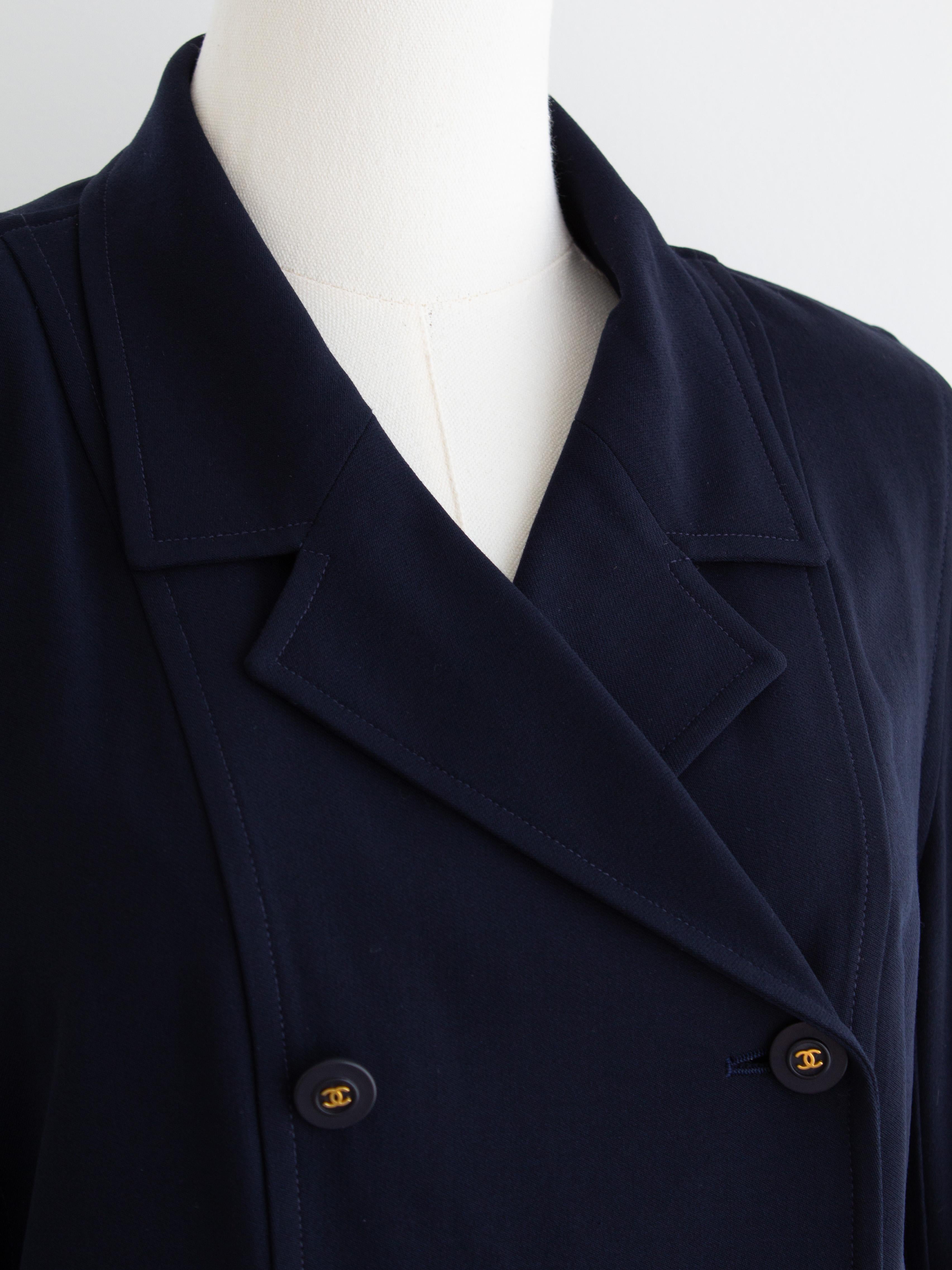 De las mujeres Chaqueta Chanel Vintage S/S 1994 Azul Marino Oro CC Doble Botón 94P en venta