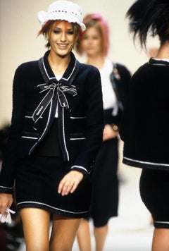 Chanel Vintage S/S 1994 Navy Blue Logo Bow 94P Jacket Skirt Suit