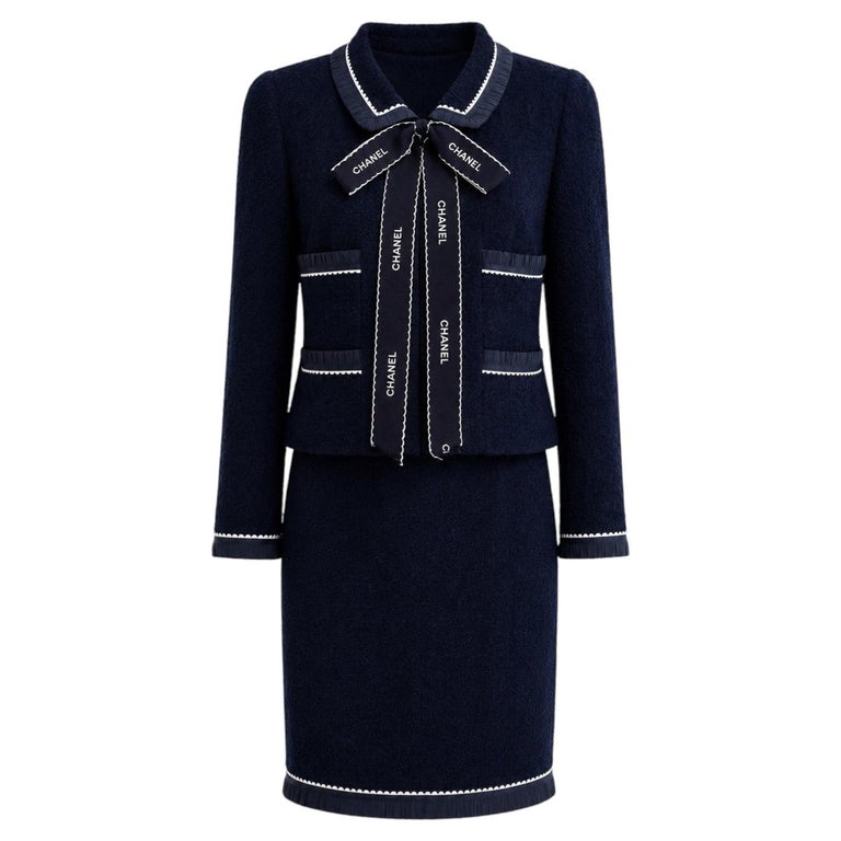 Chanel Vintage S/S 1994 Navy Blue Logo Bow 94P Jacket Skirt Suit