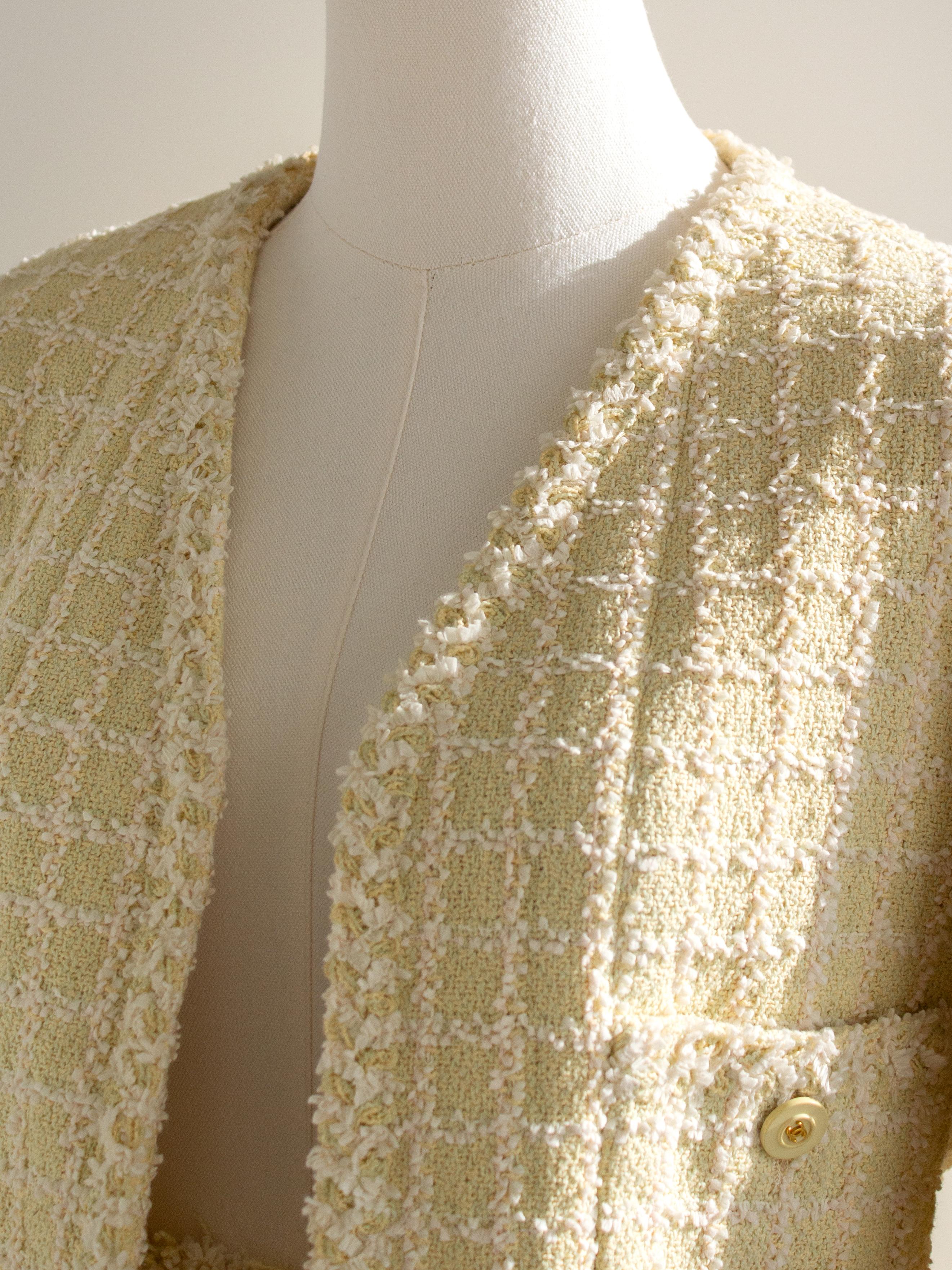 Chanel Vintage S/S 1994 Yellow Green Fantasy Tweed 94P Jacket Skirt Suit For Sale 7