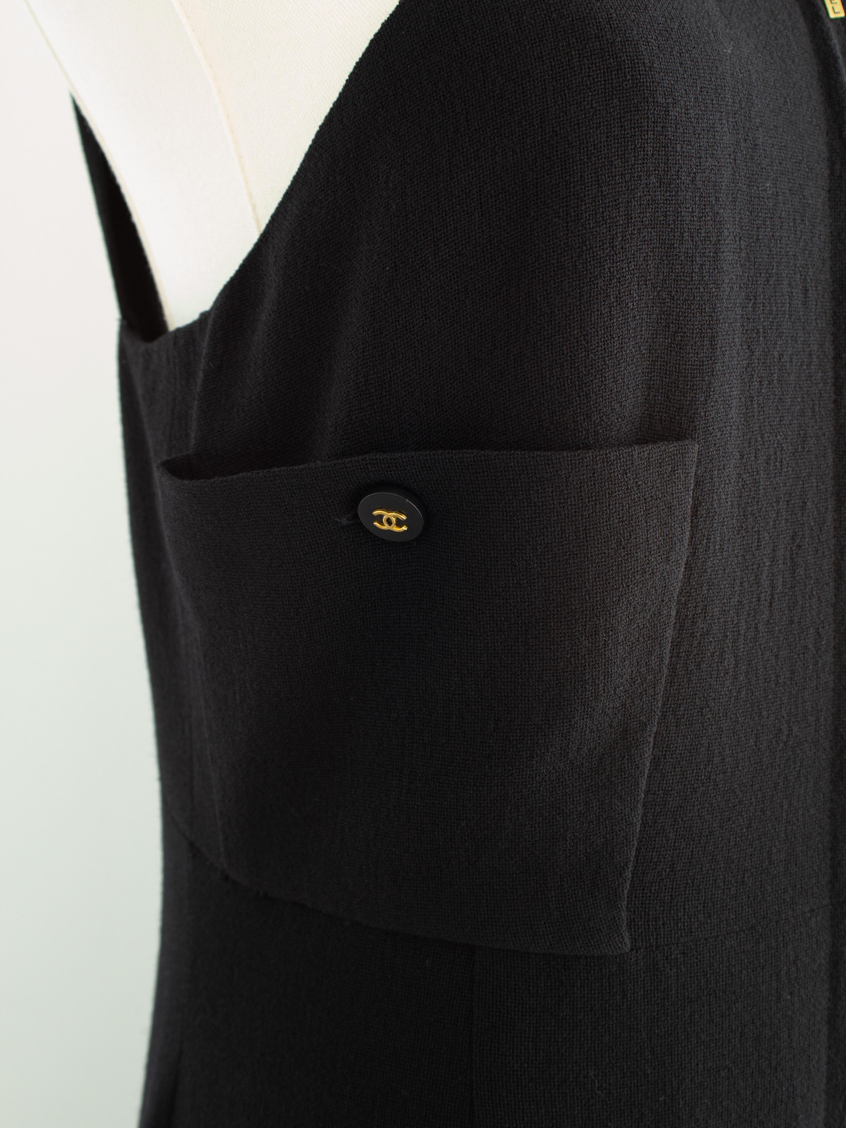 Chanel Vintage S/S 1995 Barbie Black Gold Zip CC 95P Jumpsuit For Sale 5