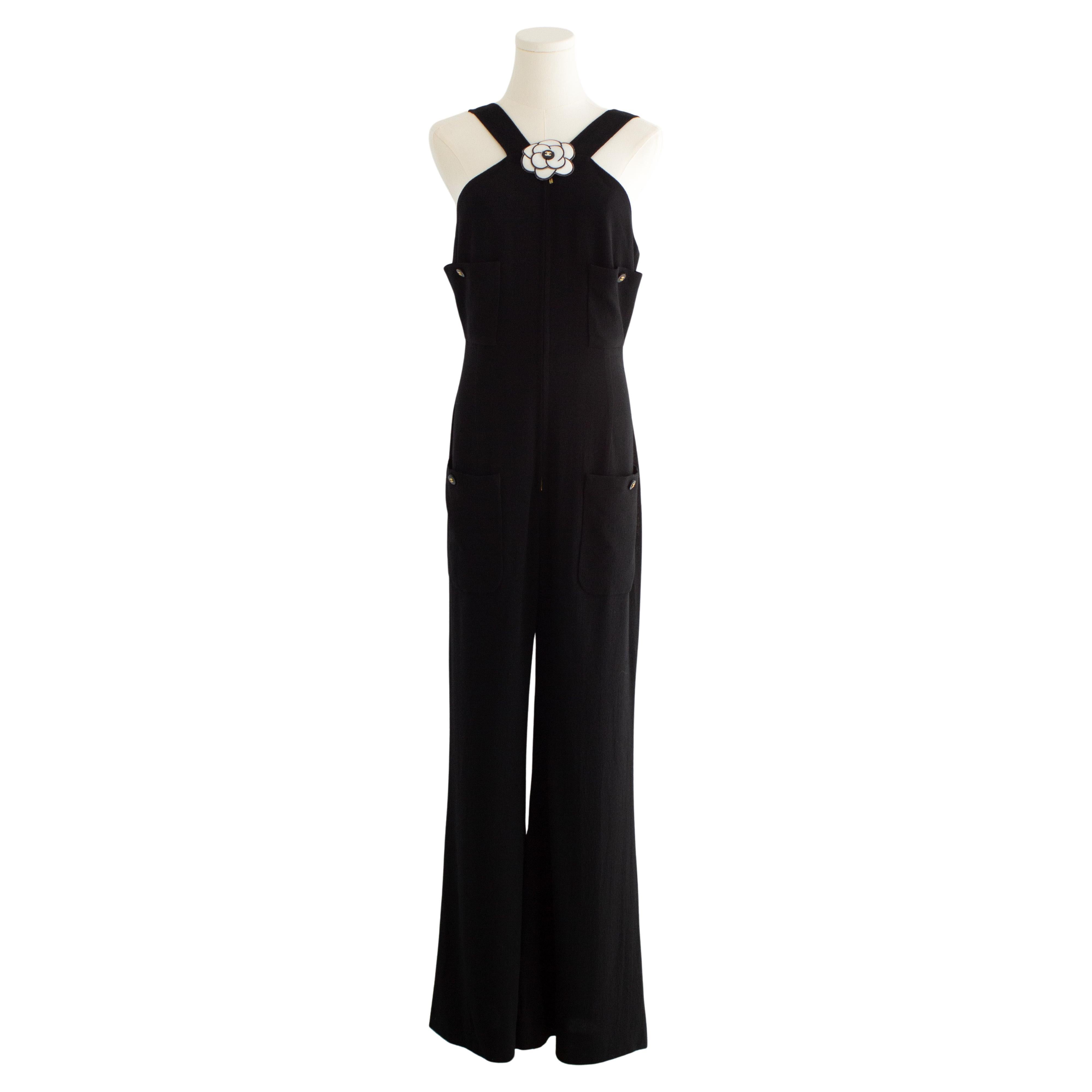Chanel Vintage S/S 1995 Barbie Black Gold Zip CC 95P Jumpsuit For Sale