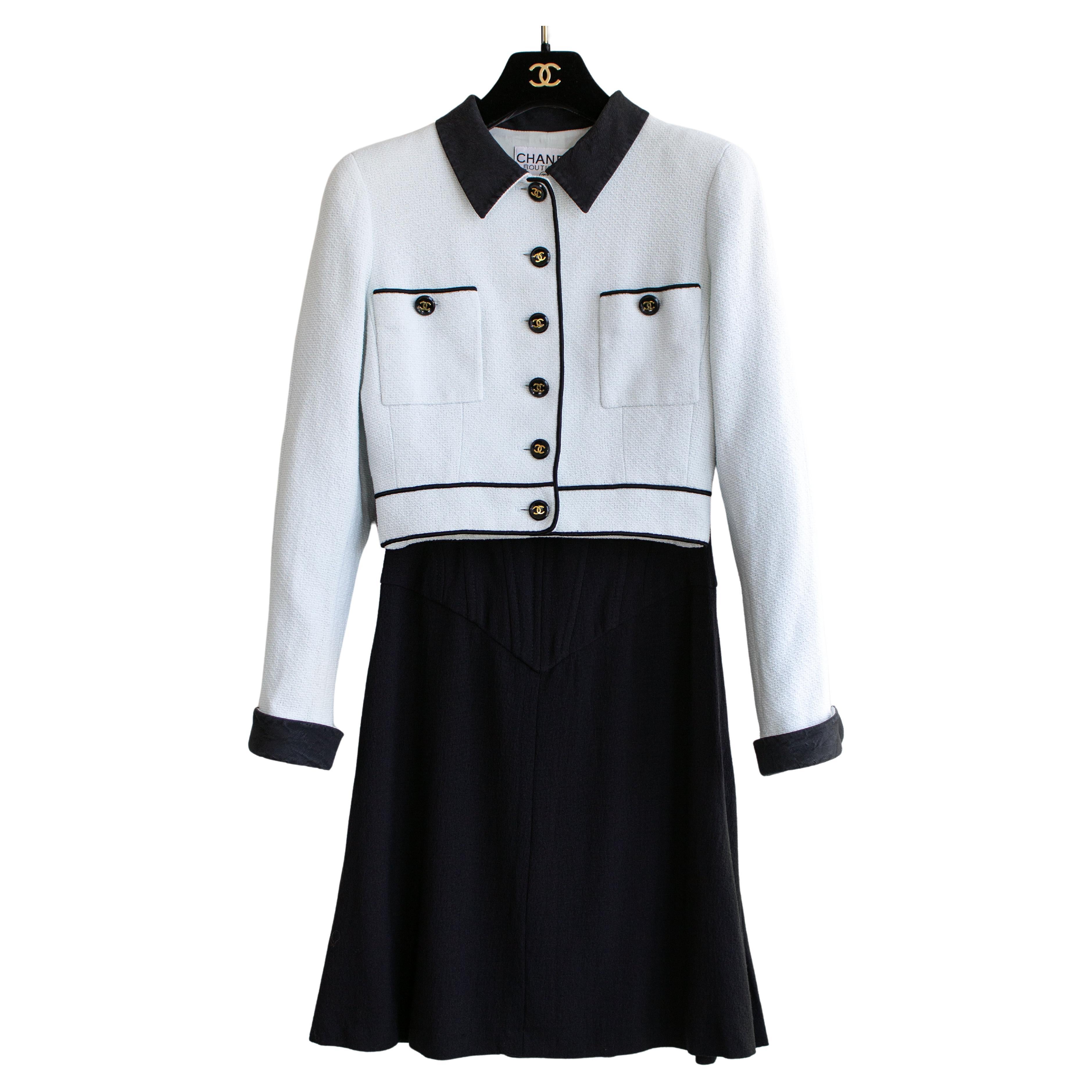 Chanel Vintage S/S 1995 Barbie Cropped White Blue Black 95P Jacket Skirt Suit