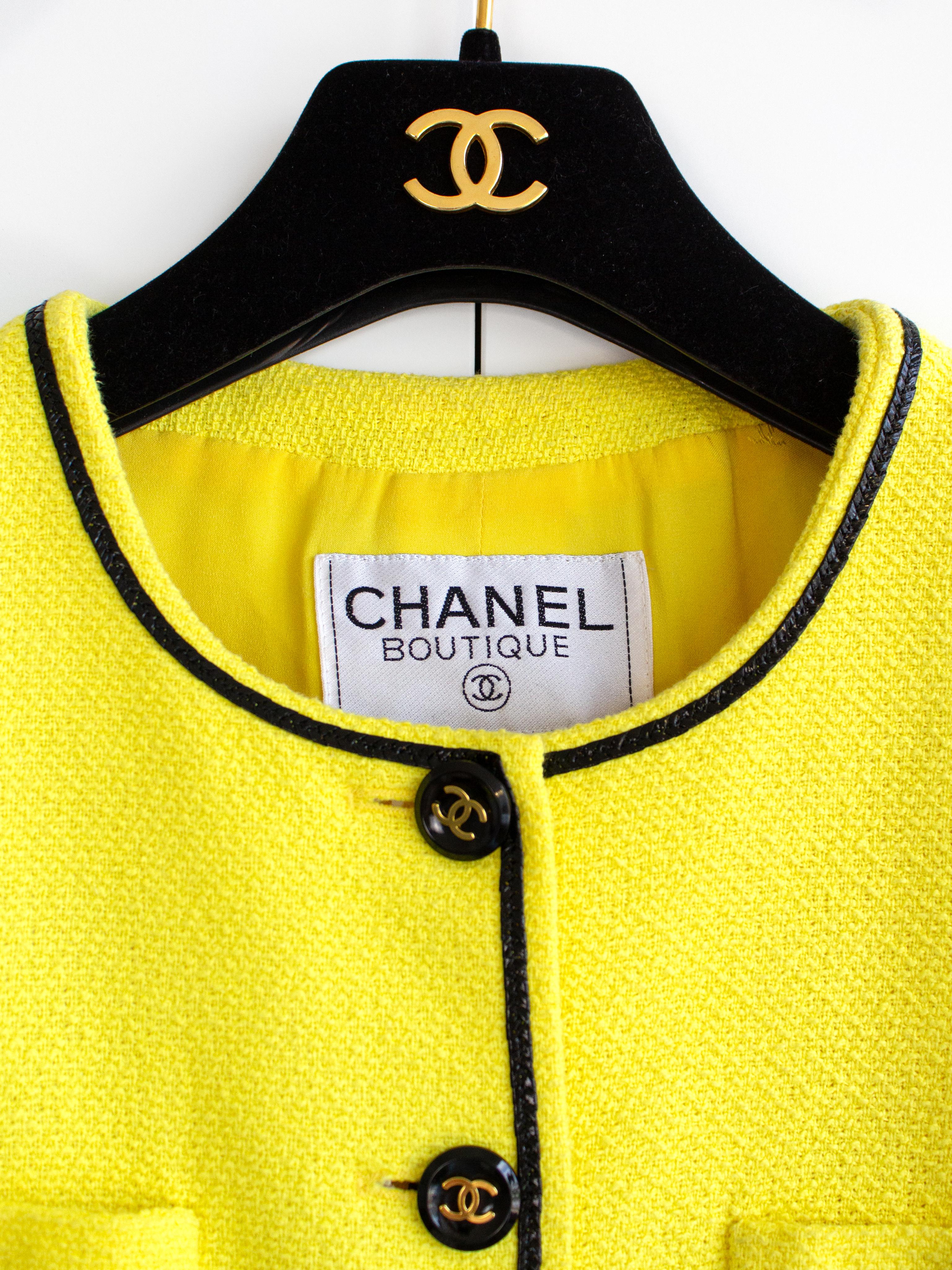 Chanel Vintage S/S 1995 Barbie Cropped Yellow Black 95P Jacket Corset Skirt Suit 1