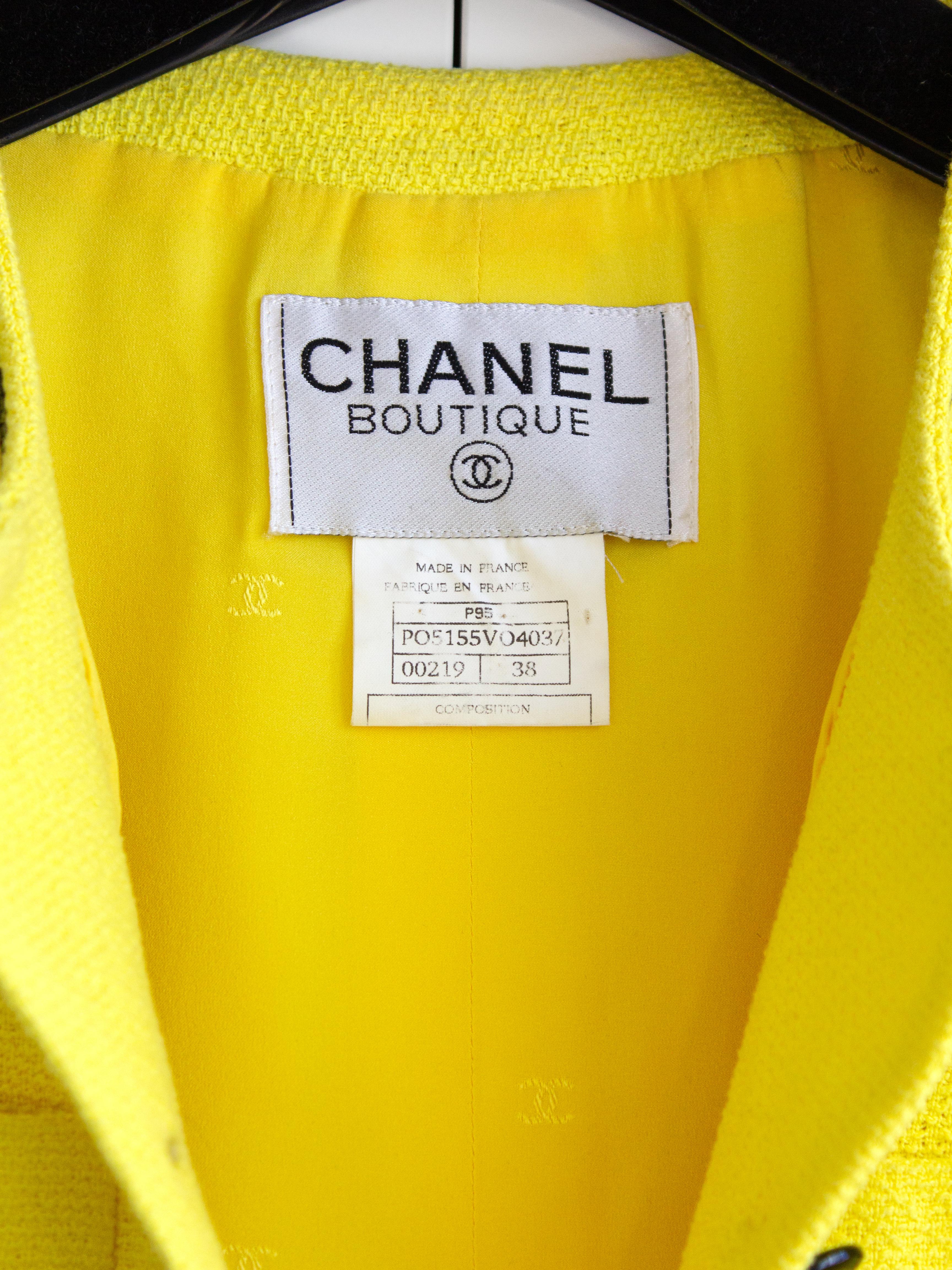 Chanel Vintage S/S 1995 Barbie Cropped Yellow Black 95P Jacket Corset Skirt Suit 3