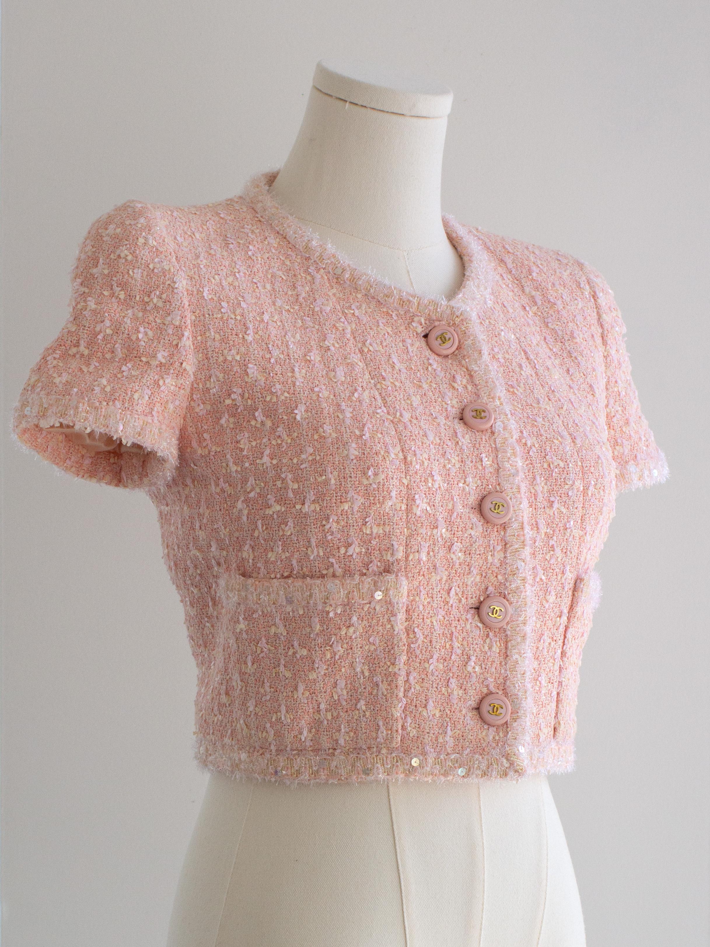 Chanel Vintage S/S 1995 Barbie Pink Pastel Tweed 95P Cropped Jacket For Sale 2