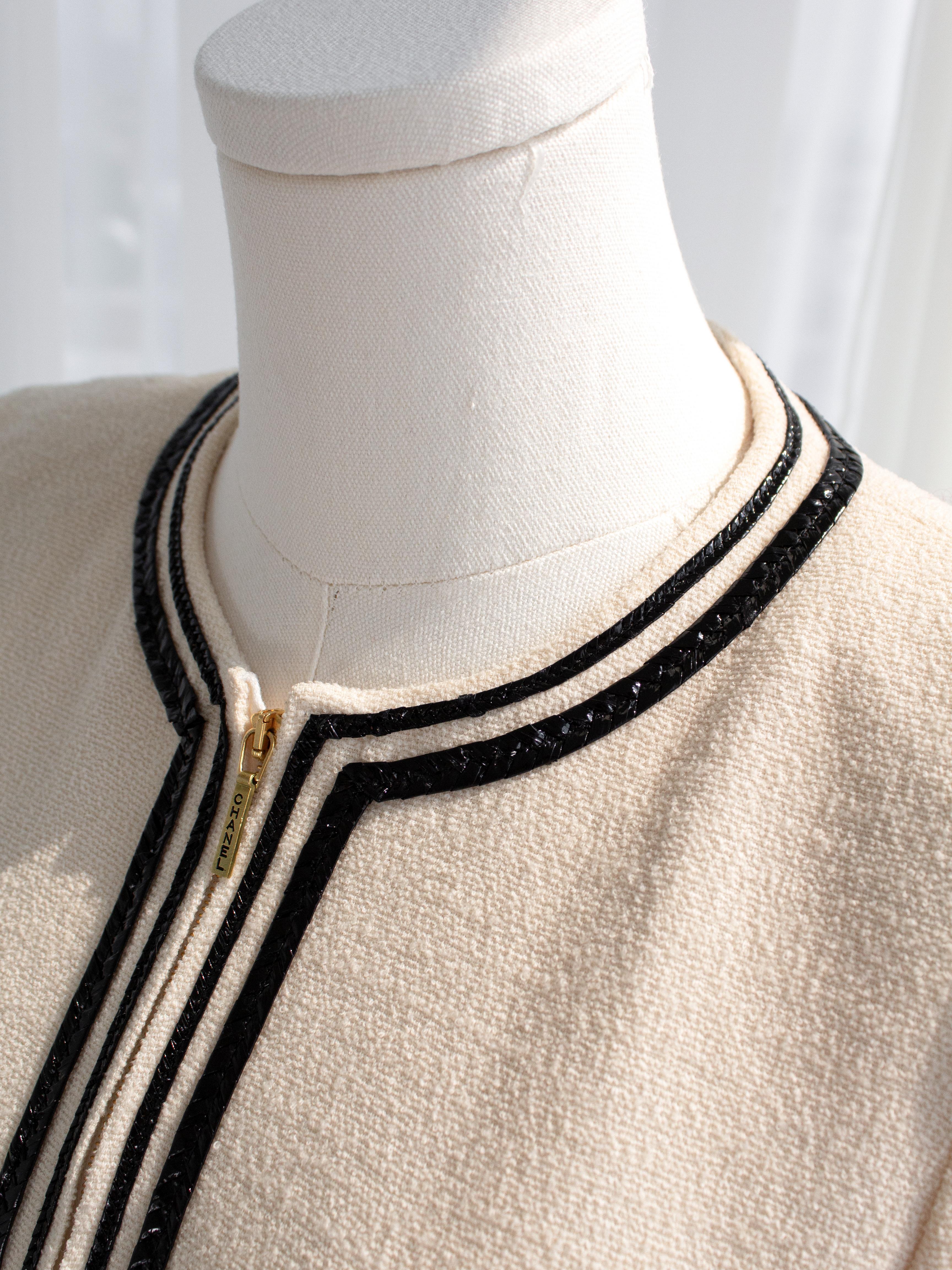 Chanel Vintage S/S 1995 Ivory Ecru Black Gold Zip Tweed 95P Jacket For Sale 7