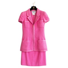 Chanel Retro S/S 1995 Pink Barbie Gold Zip Tweed 95P Jacket Skirt Suit