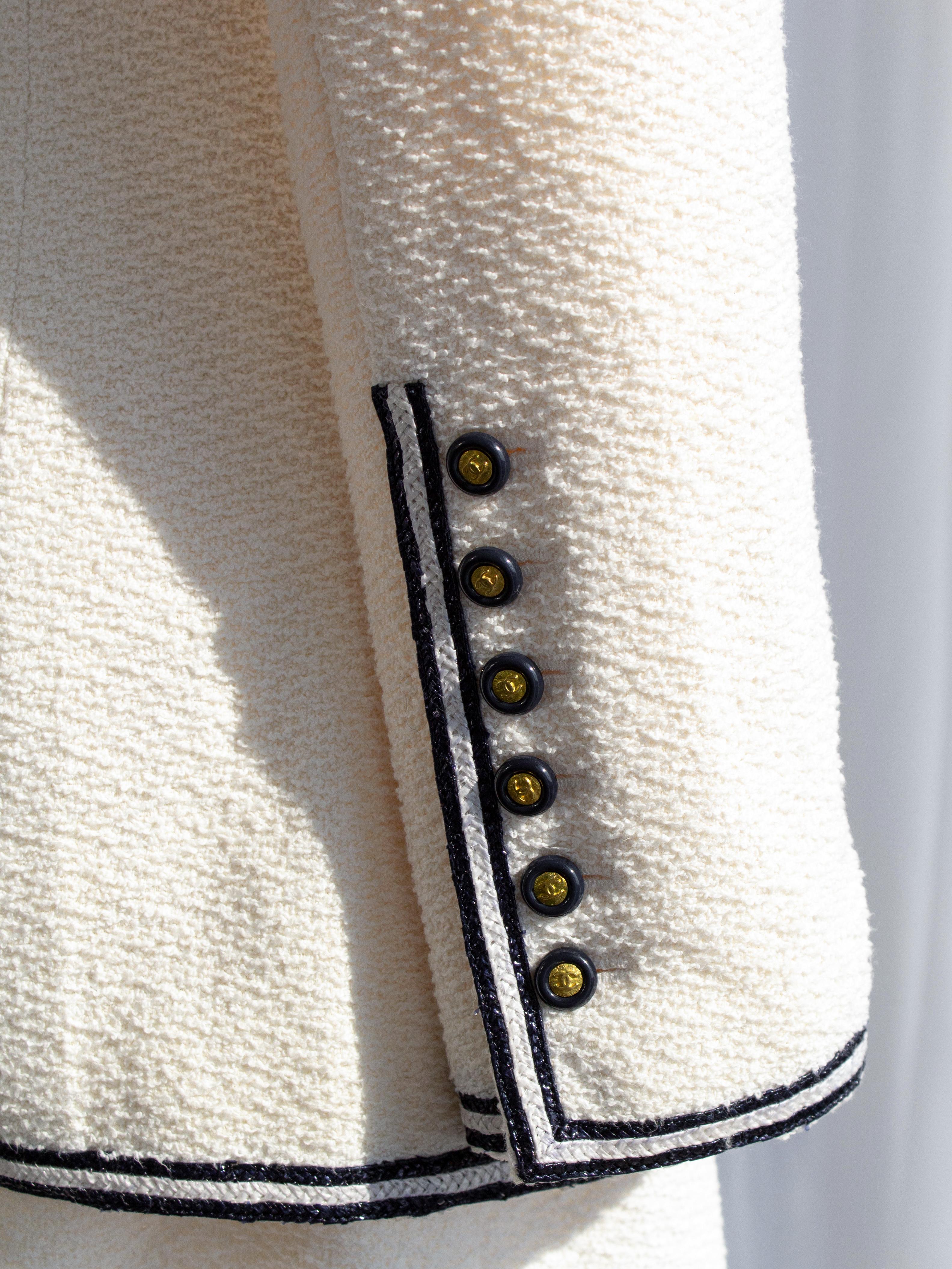 Chanel Vintage S/S 1995 White Ivory Black Tweed 95P Jacket Skirt Suit 5